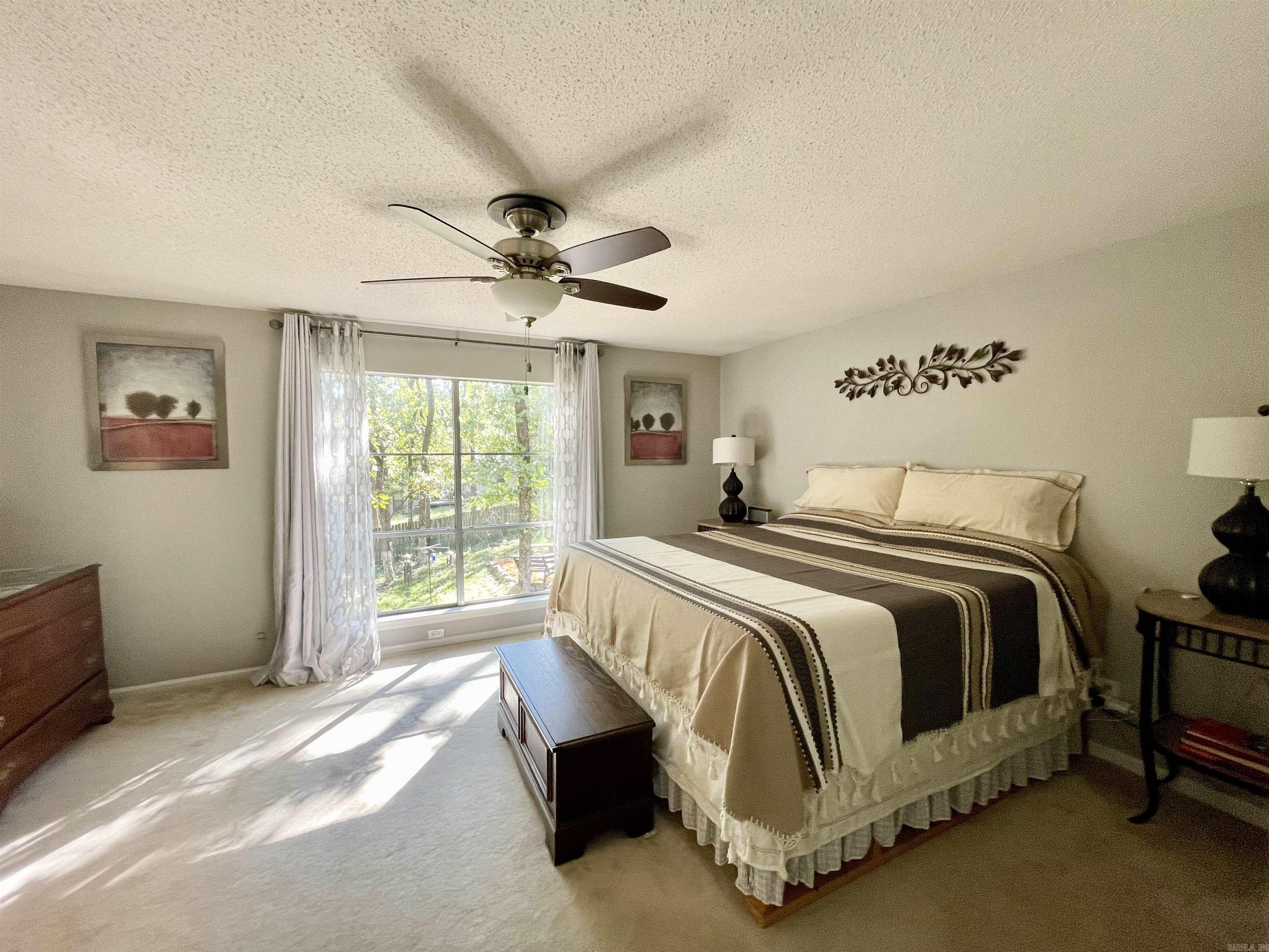 PLEASANT VIEW - Residential