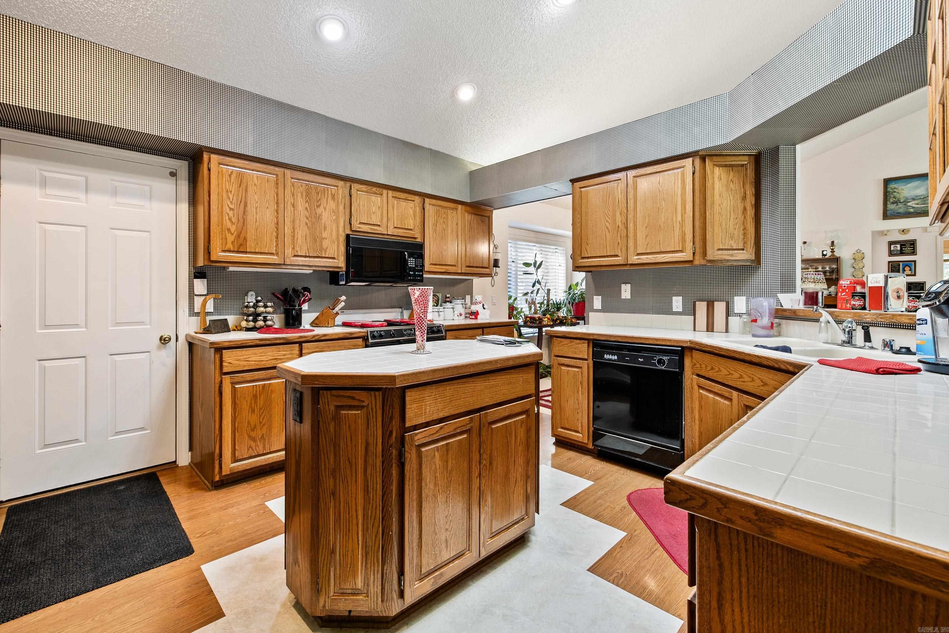 DIAMANTE VILLAS - Residential