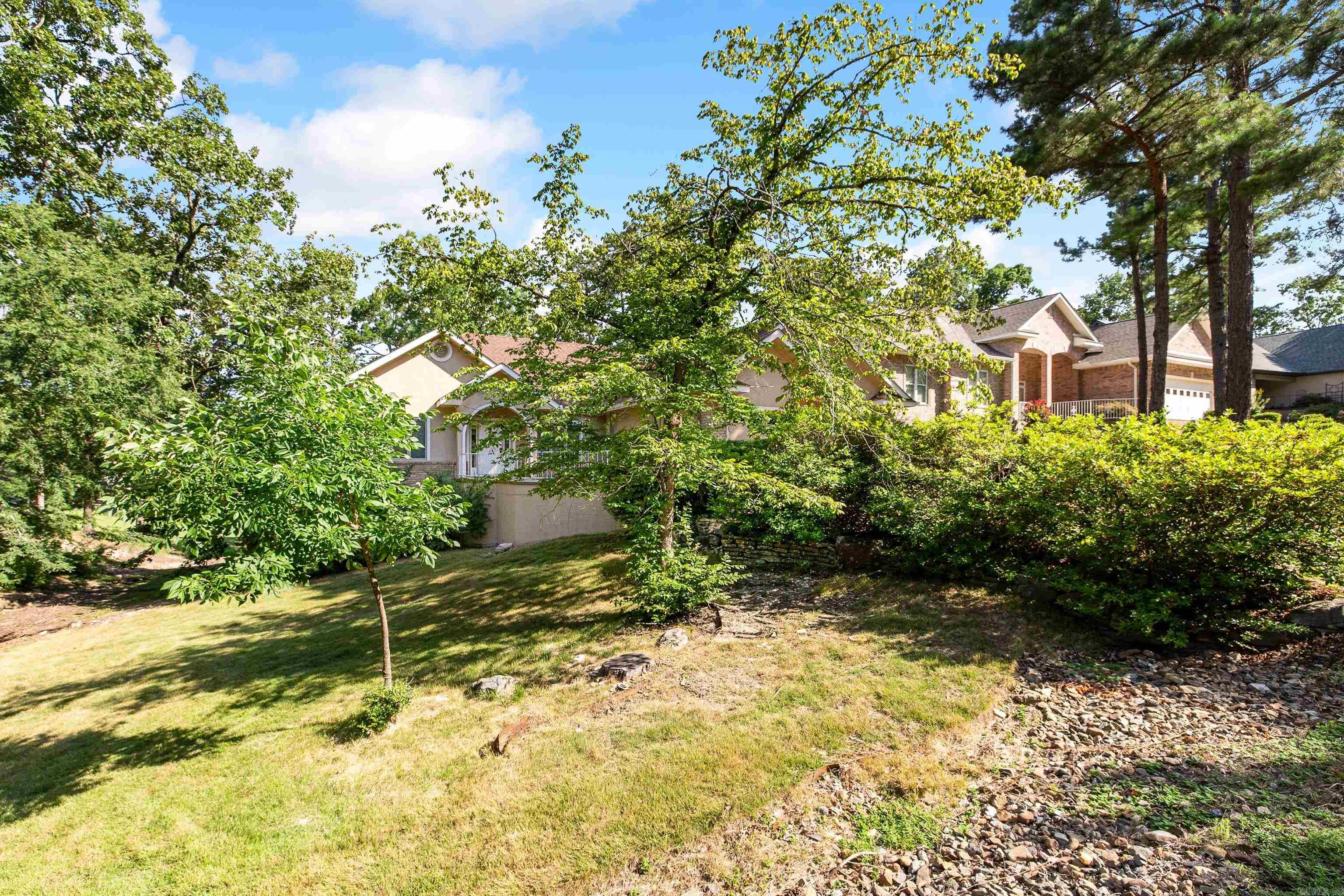 DIAMANTE VILLAS - Residential