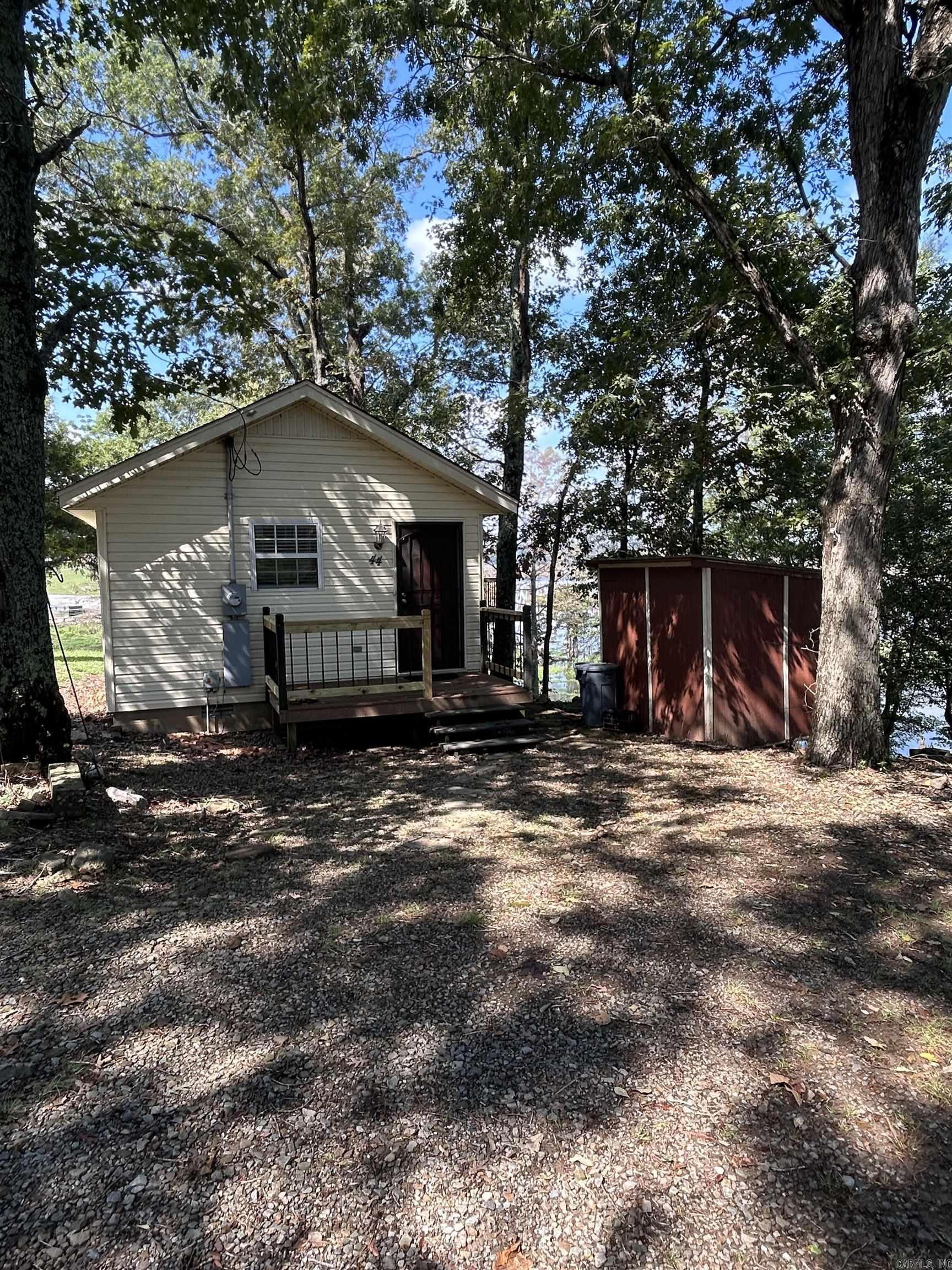 ADAMS BOAT LANDING - Residential