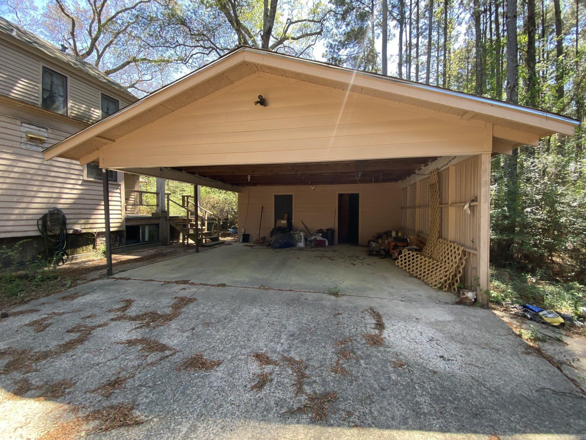 Metes & Bounds - Residential