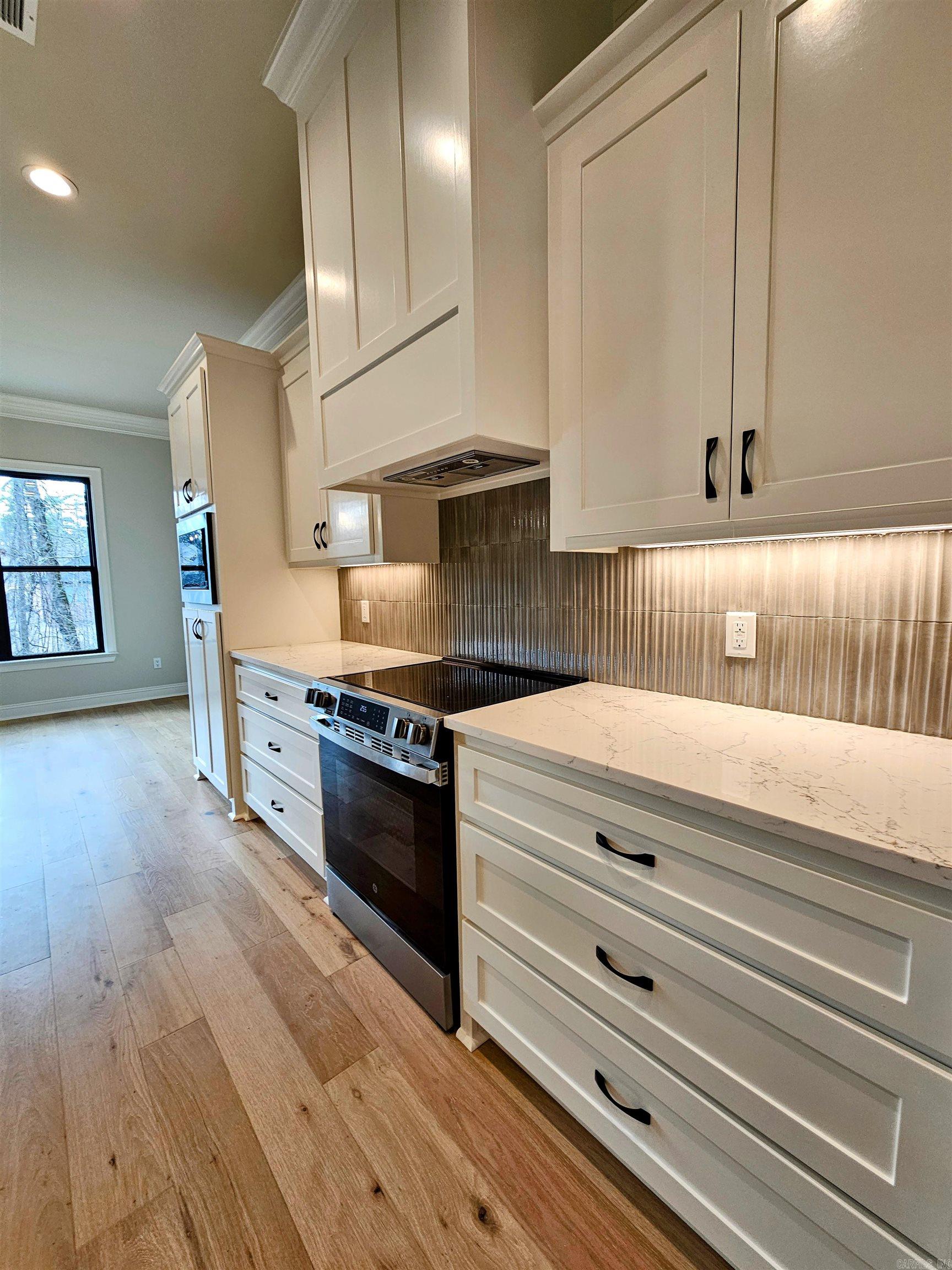 PACIFICA VILLAS - Residential