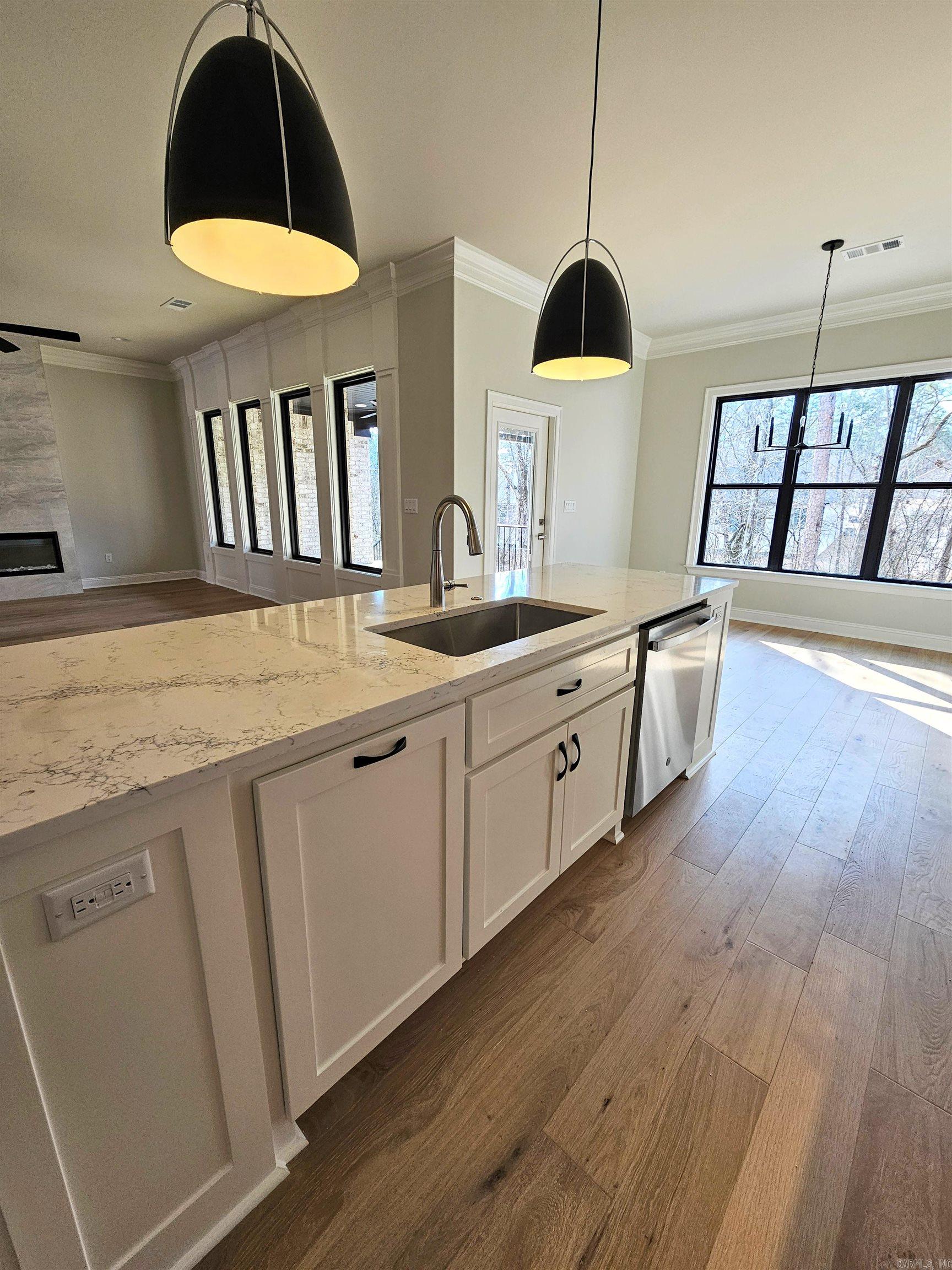 PACIFICA VILLAS - Residential