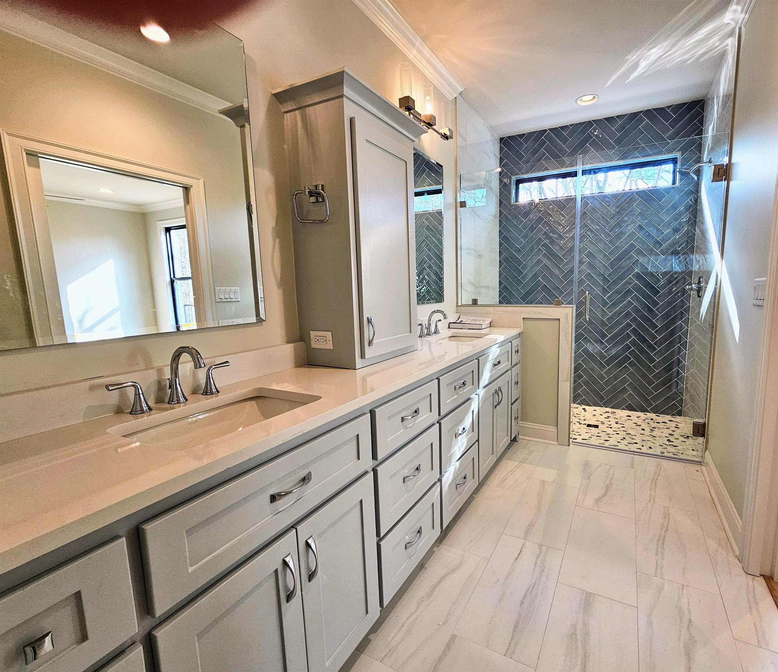 PACIFICA VILLAS - Residential