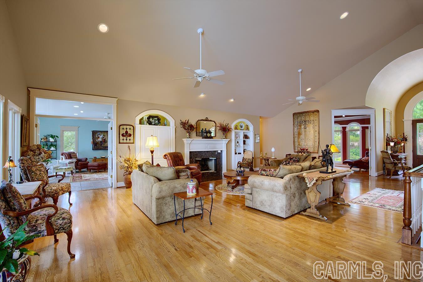 Tiburon - Residential