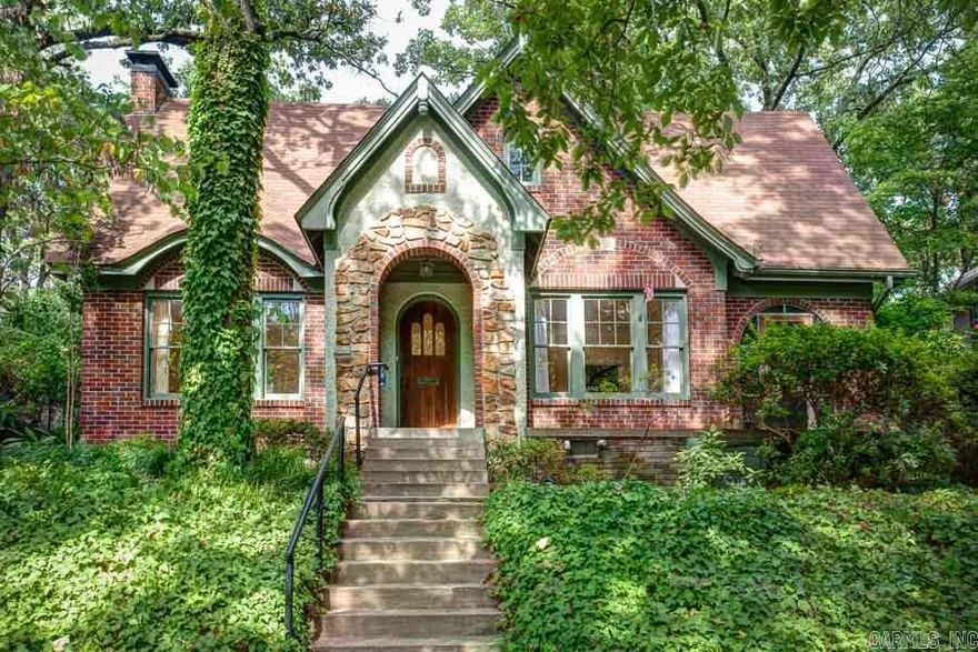 Beautiful historic Hillcrest home with modern updates. Gourmet kitchen with center island & breakfast room surrounded in glass. Spacious living room has gas log fireplace & sunroom with access to screened porch. Master could be upstairs or downstairs. The upstairs was renovated and could be a spacious master with sitting area. Large laundry room up plus another wash/ dryer located downstairs.  2 car garage located off the alley includes a spacious workshop area and attic storage. Outside entertaining areas!