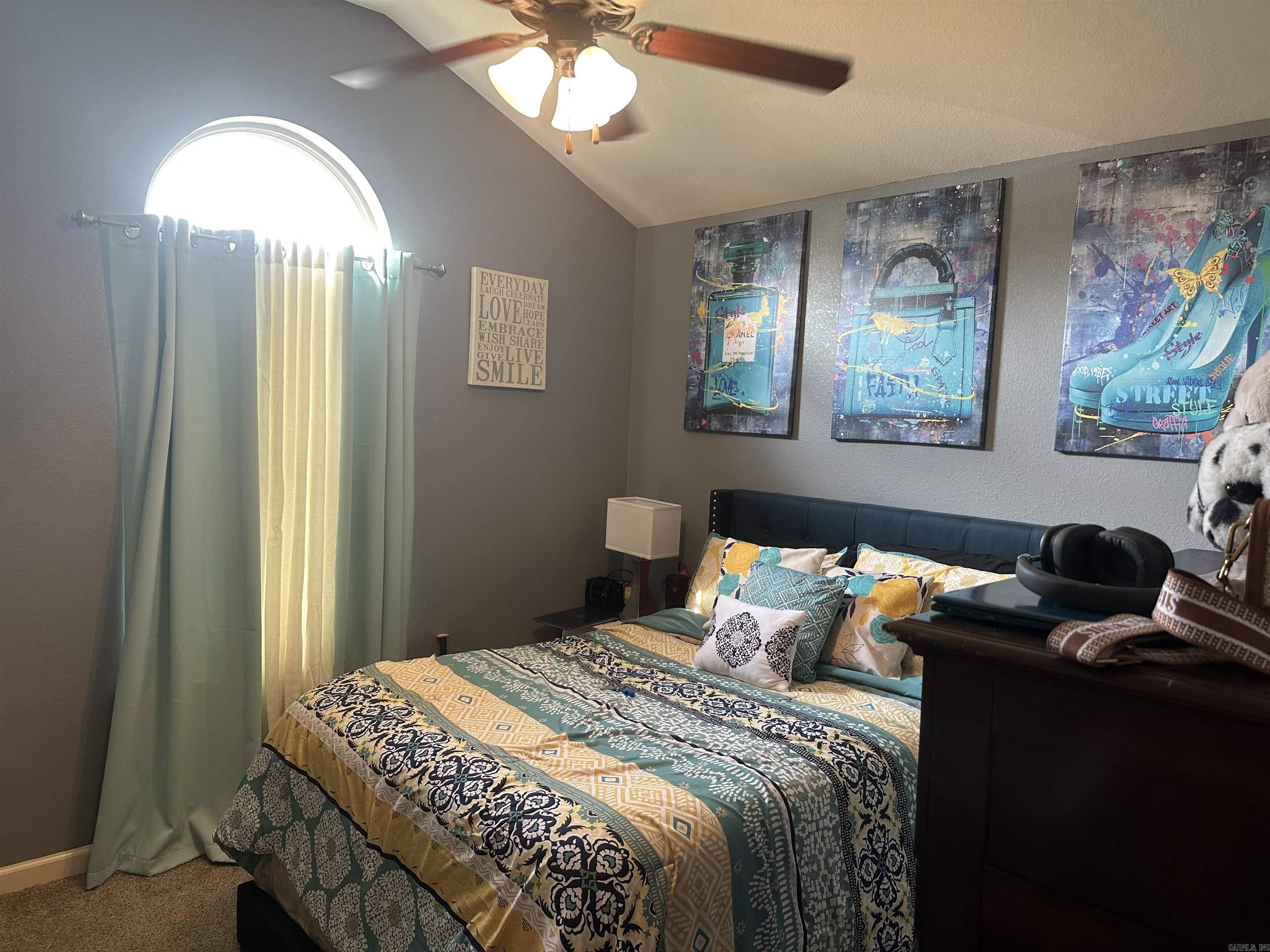 JAXON TERRACE - Residential