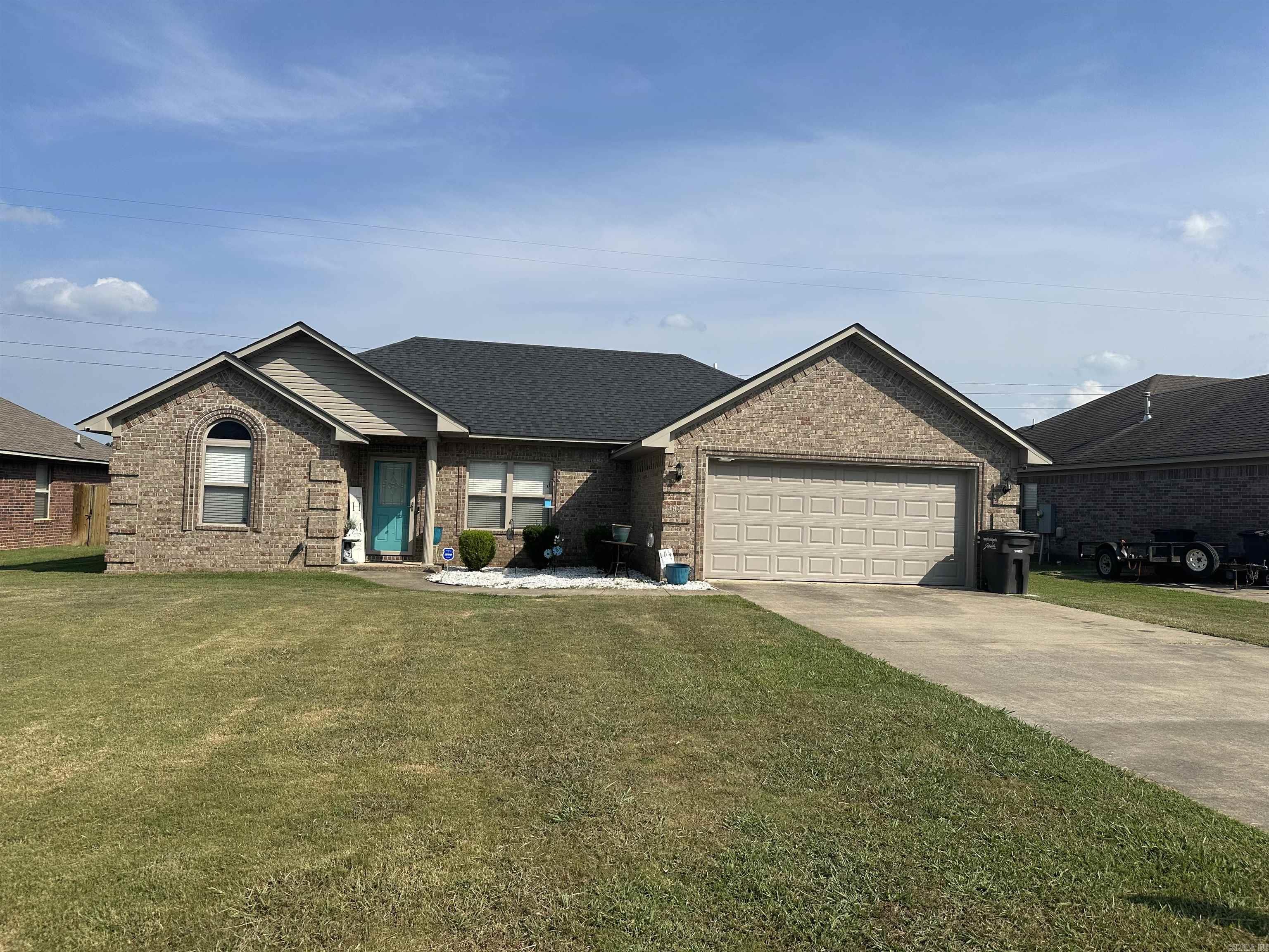 JAXON TERRACE - Residential