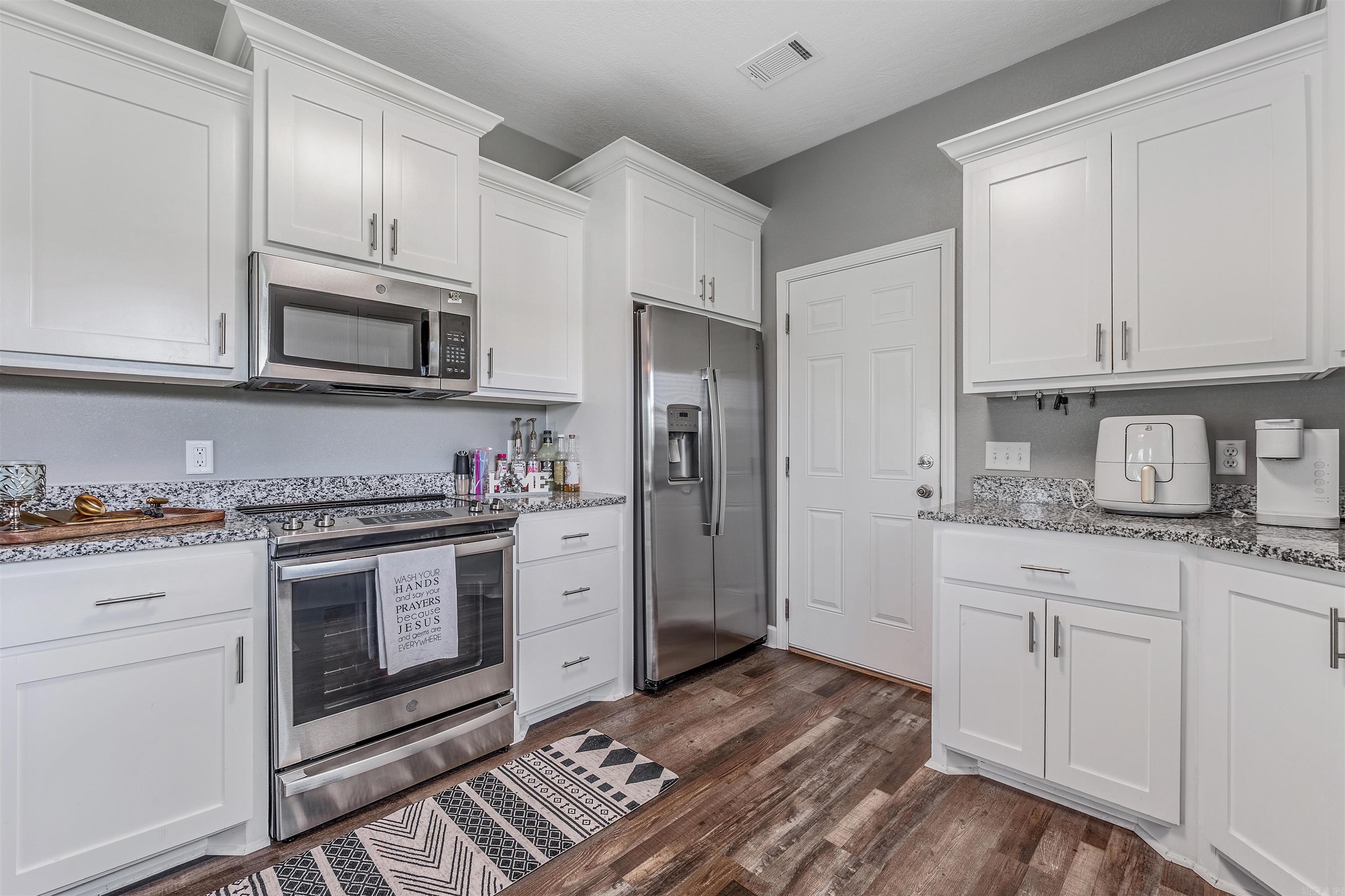 Roberts Place - Residential