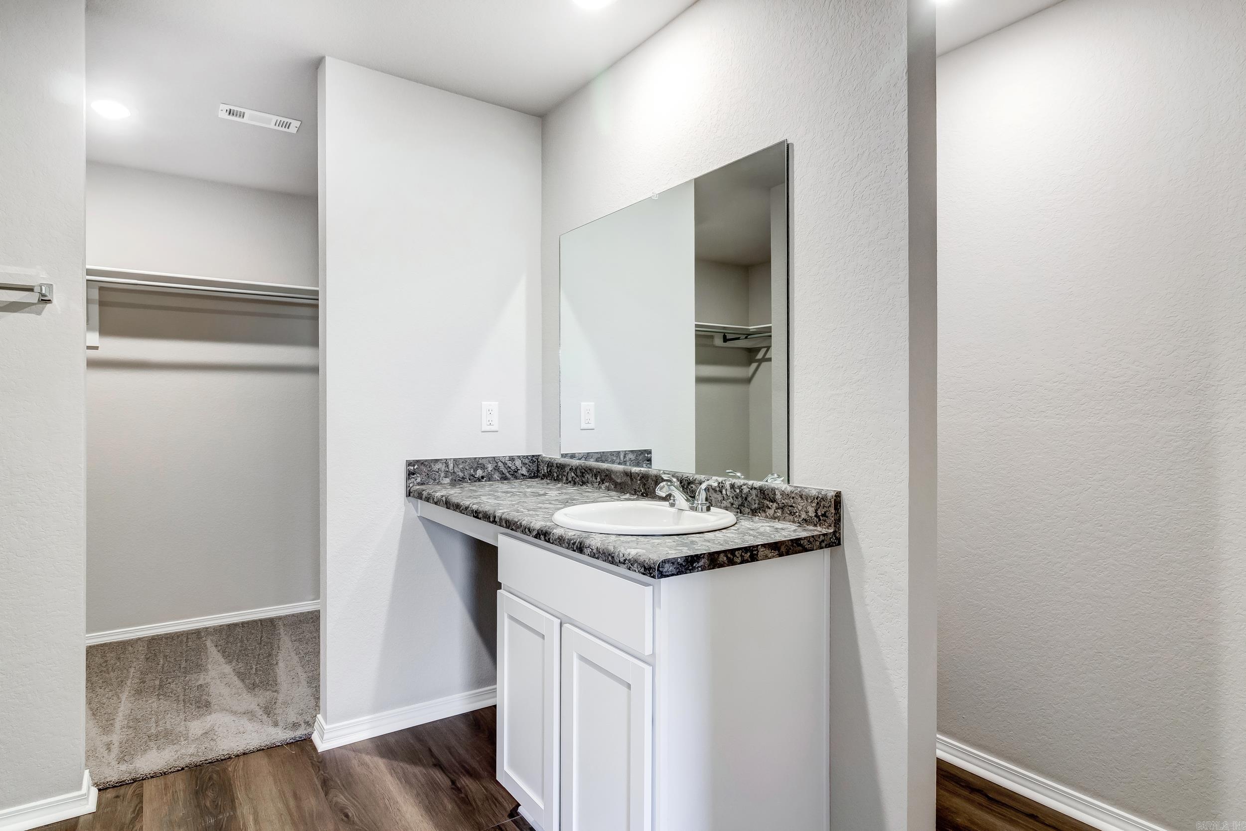 THE MEADOWS - Residential