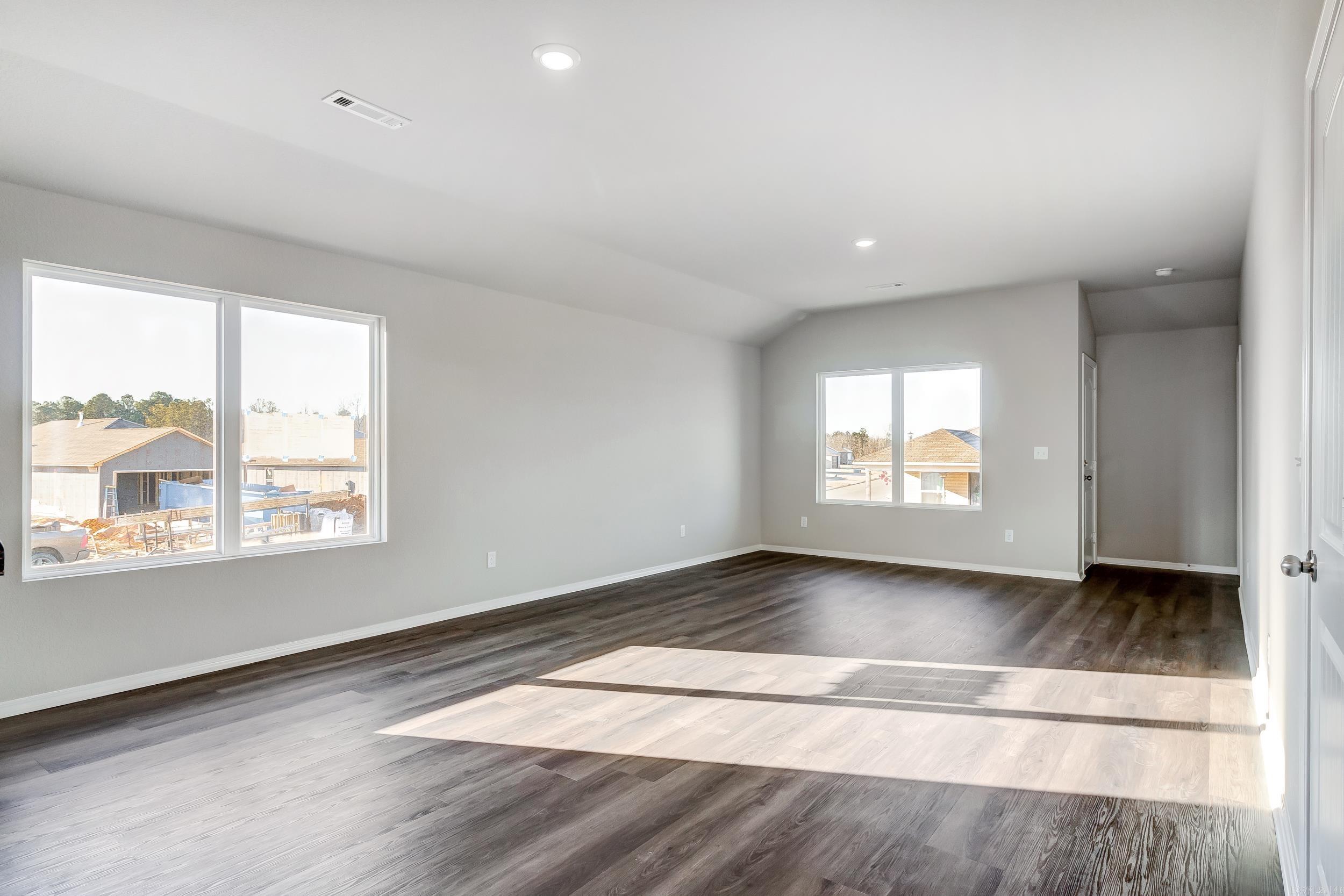 THE MEADOWS - Residential