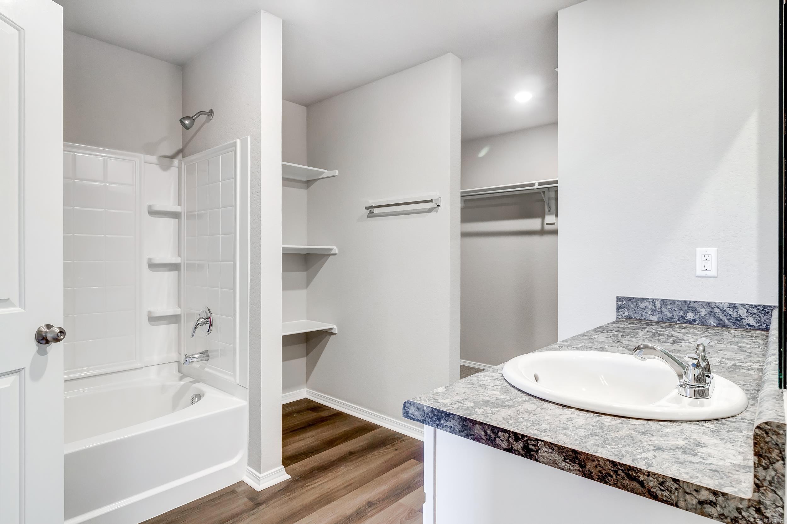 THE MEADOWS - Residential