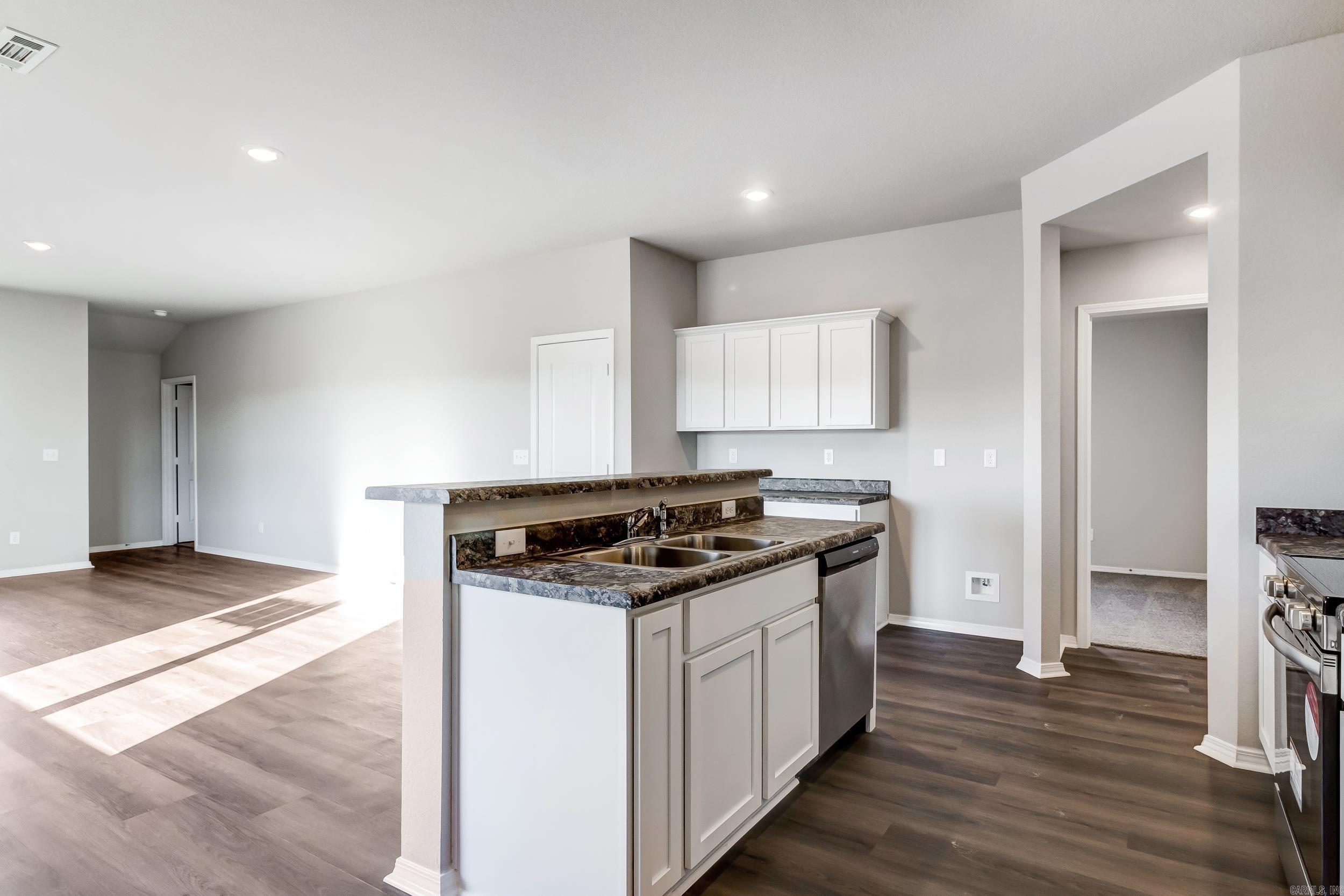 THE MEADOWS - Residential