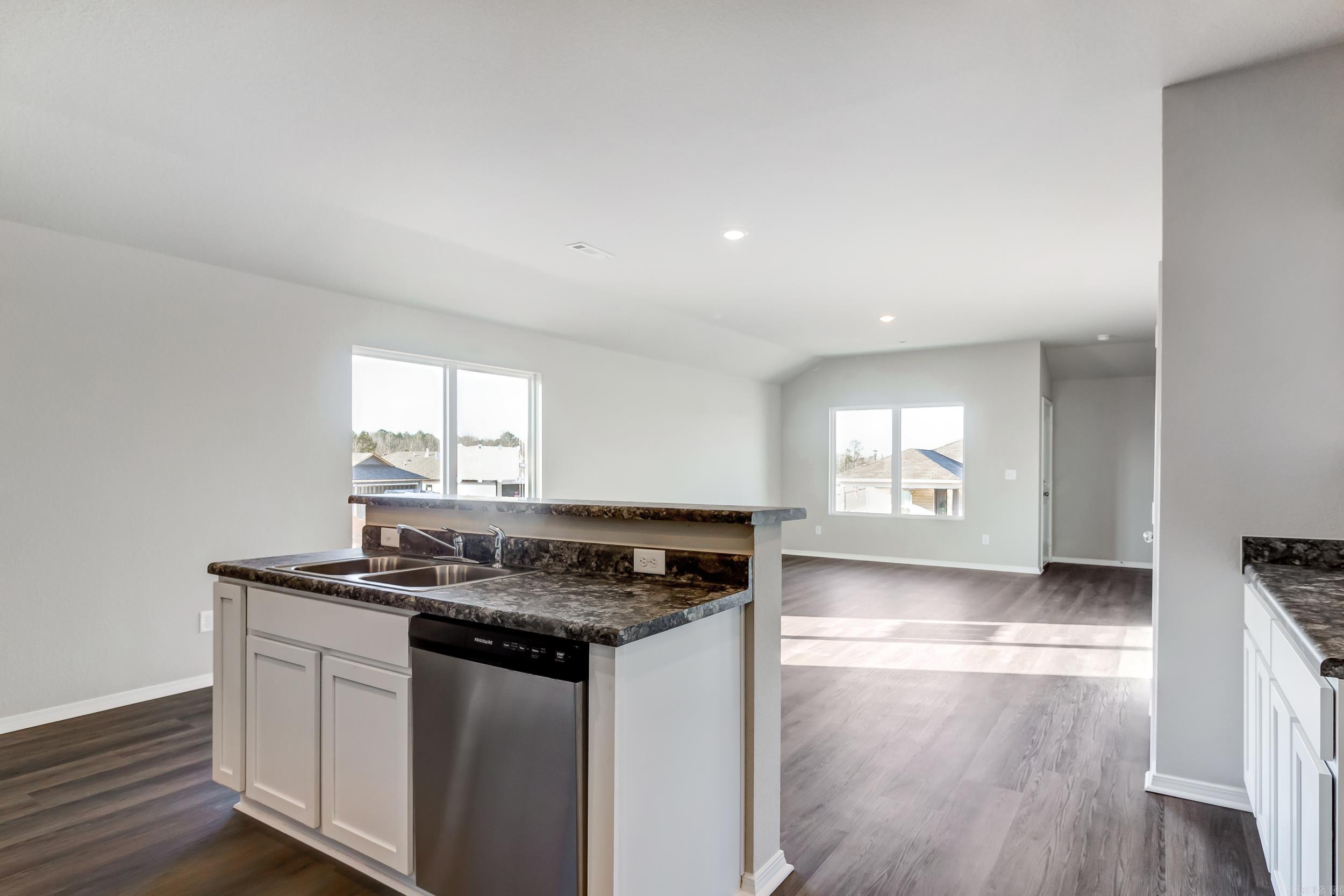 THE MEADOWS - Residential