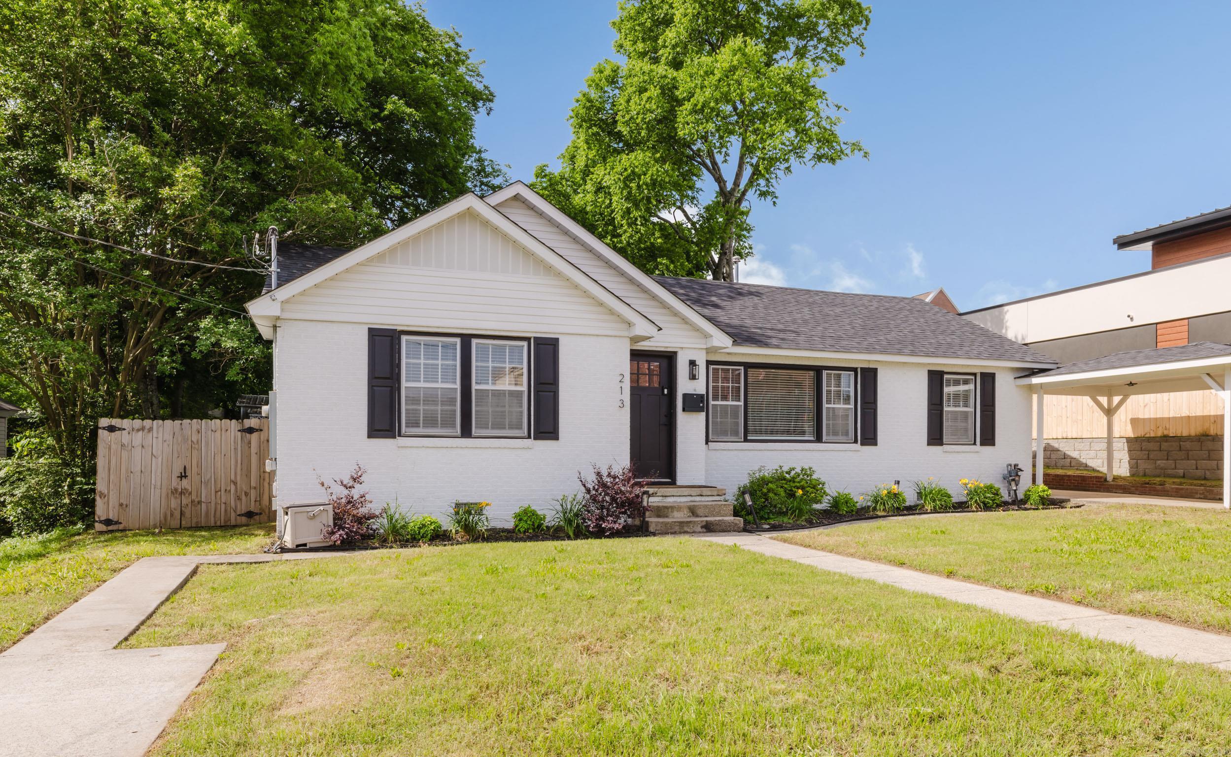 ORIGINAL TOWN-BENTON - Residential