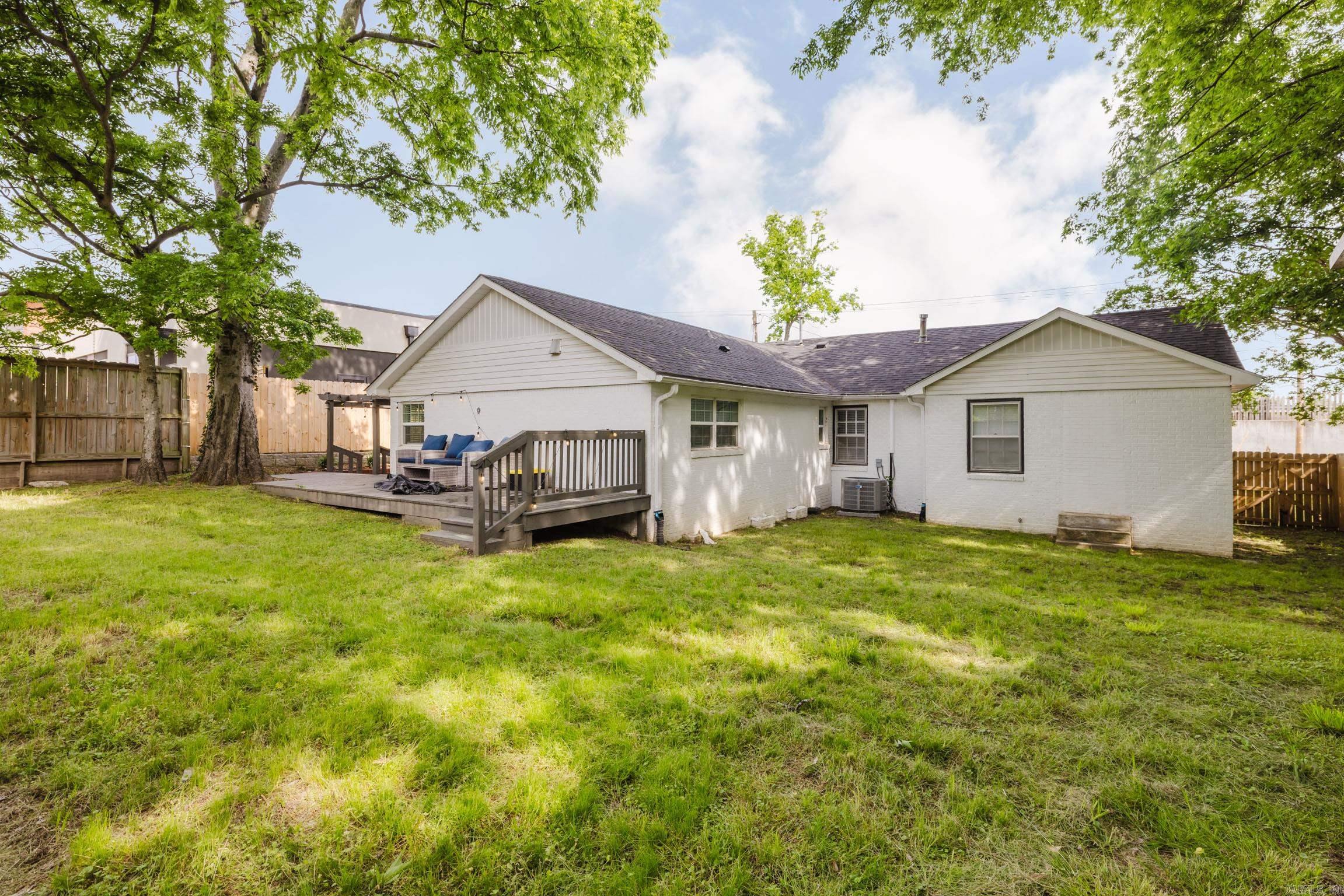 ORIGINAL TOWN-BENTON - Residential