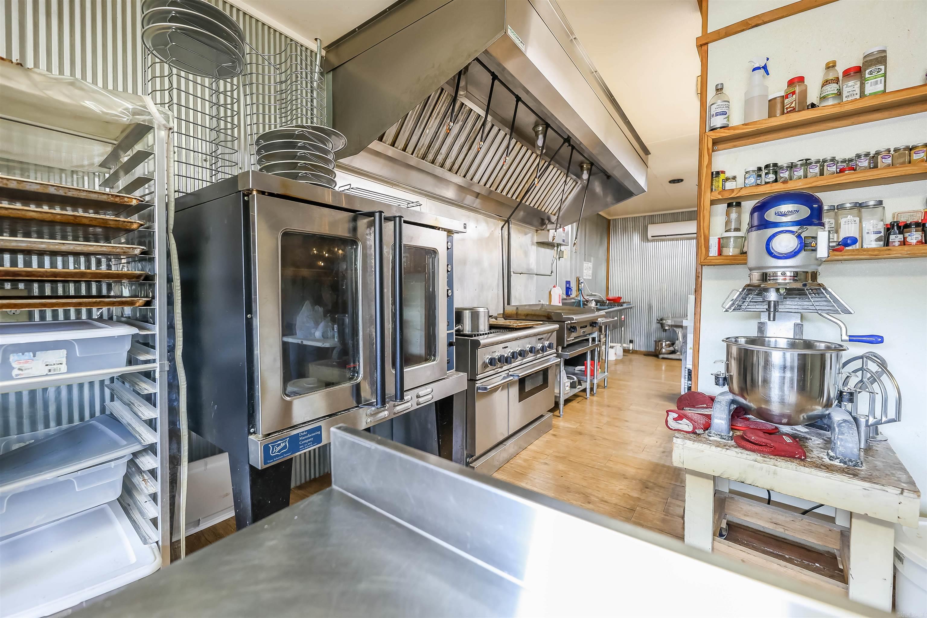 Metes & Bounds - Commercial Sale