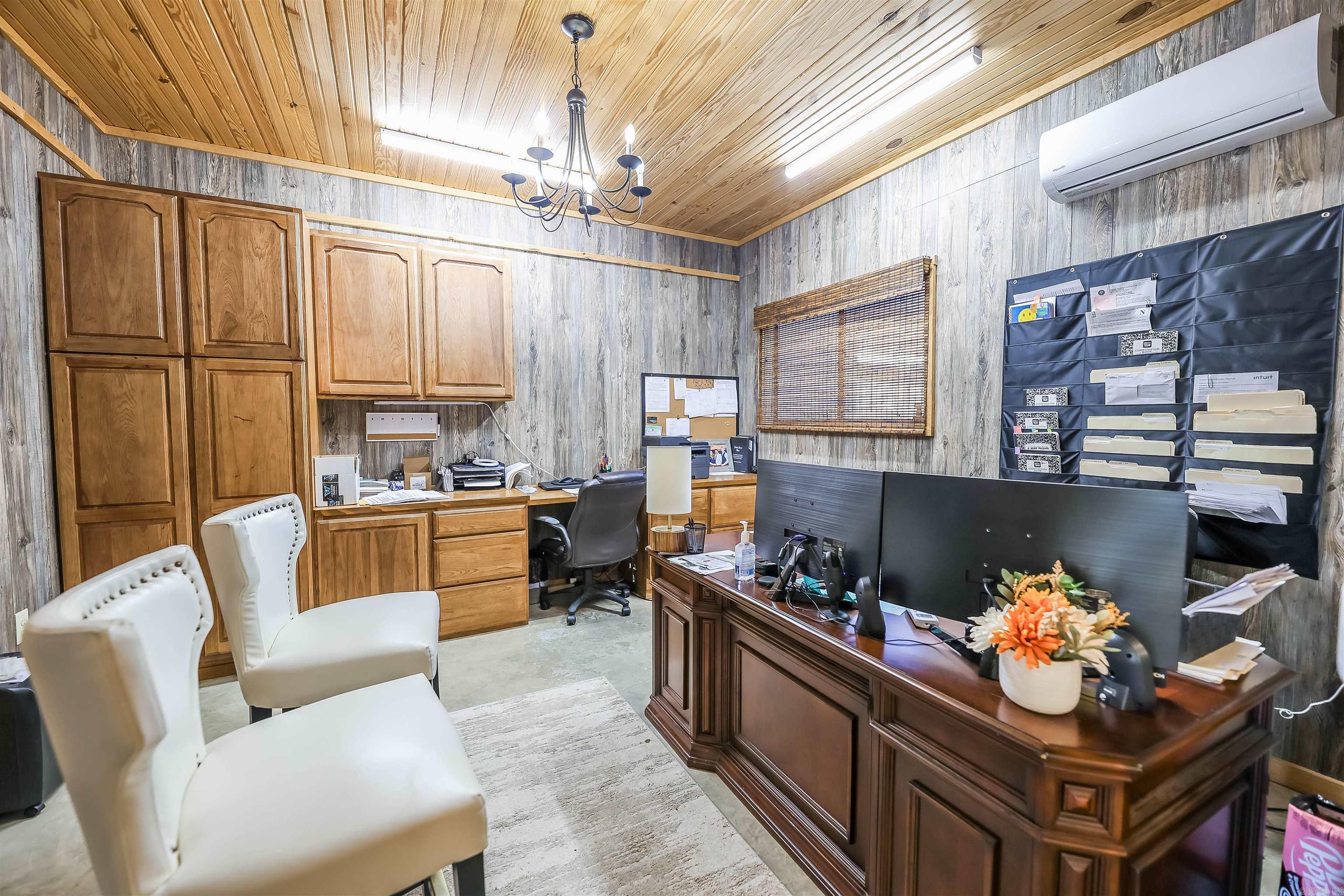 Metes & Bounds - Commercial Sale