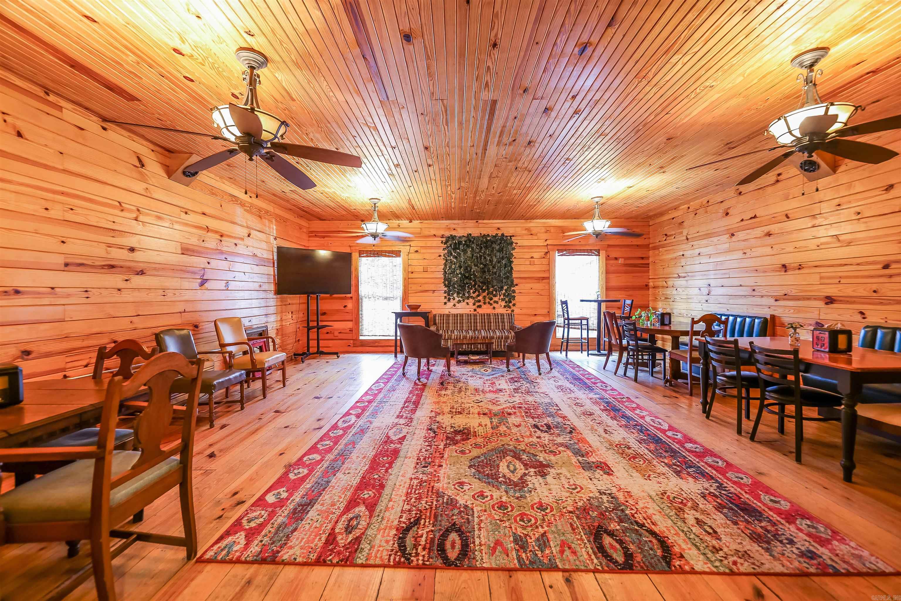 Metes & Bounds - Commercial Sale