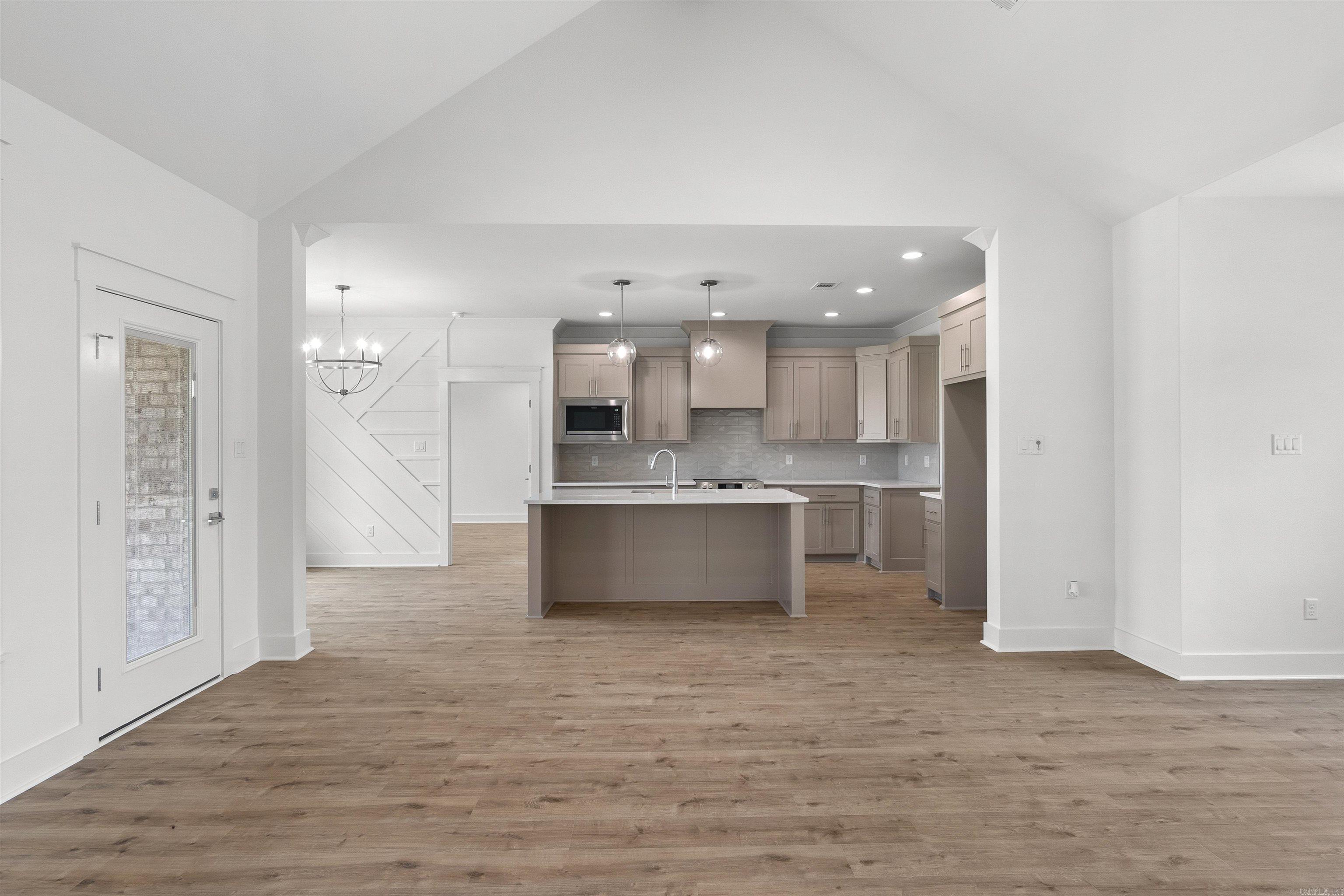 HIDDEN VALLEY ESTATES - Residential