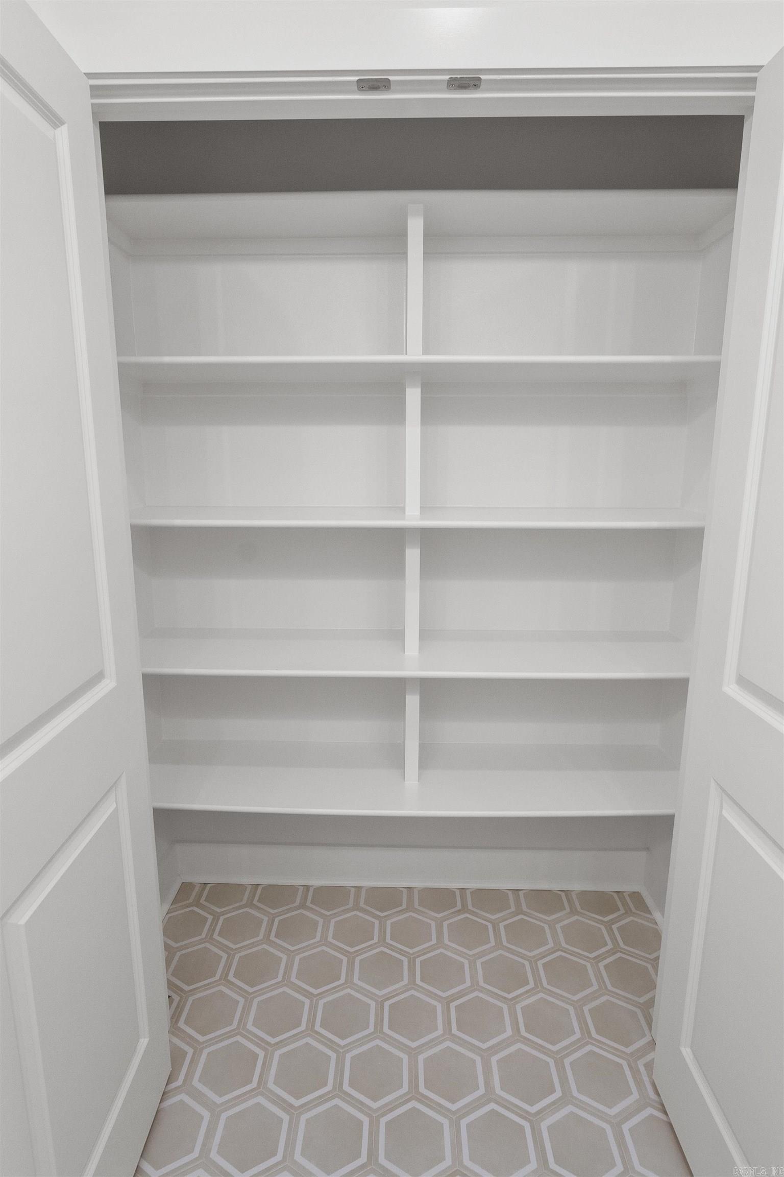 HIDDEN VALLEY ESTATES - Residential