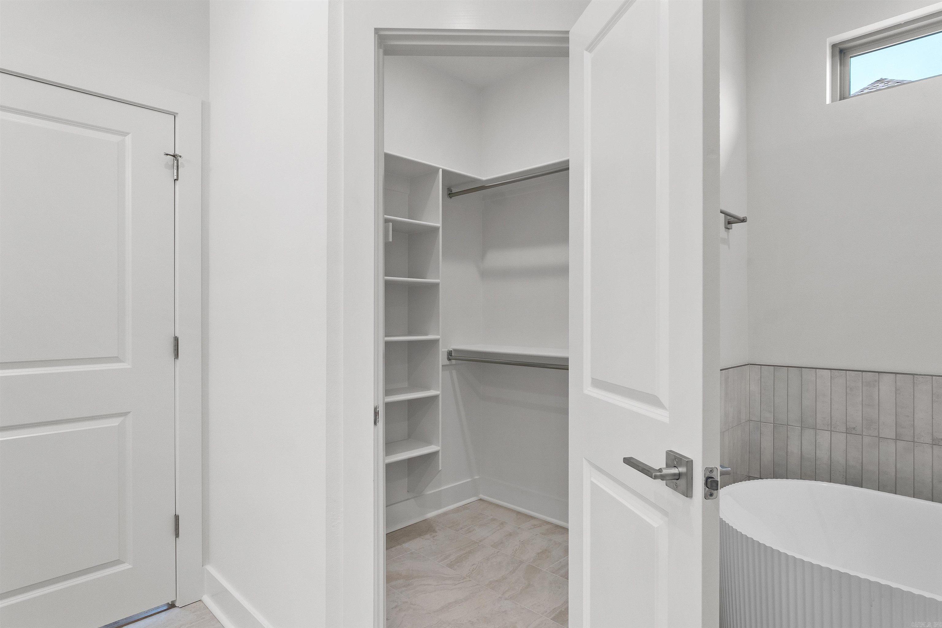 HIDDEN VALLEY ESTATES - Residential