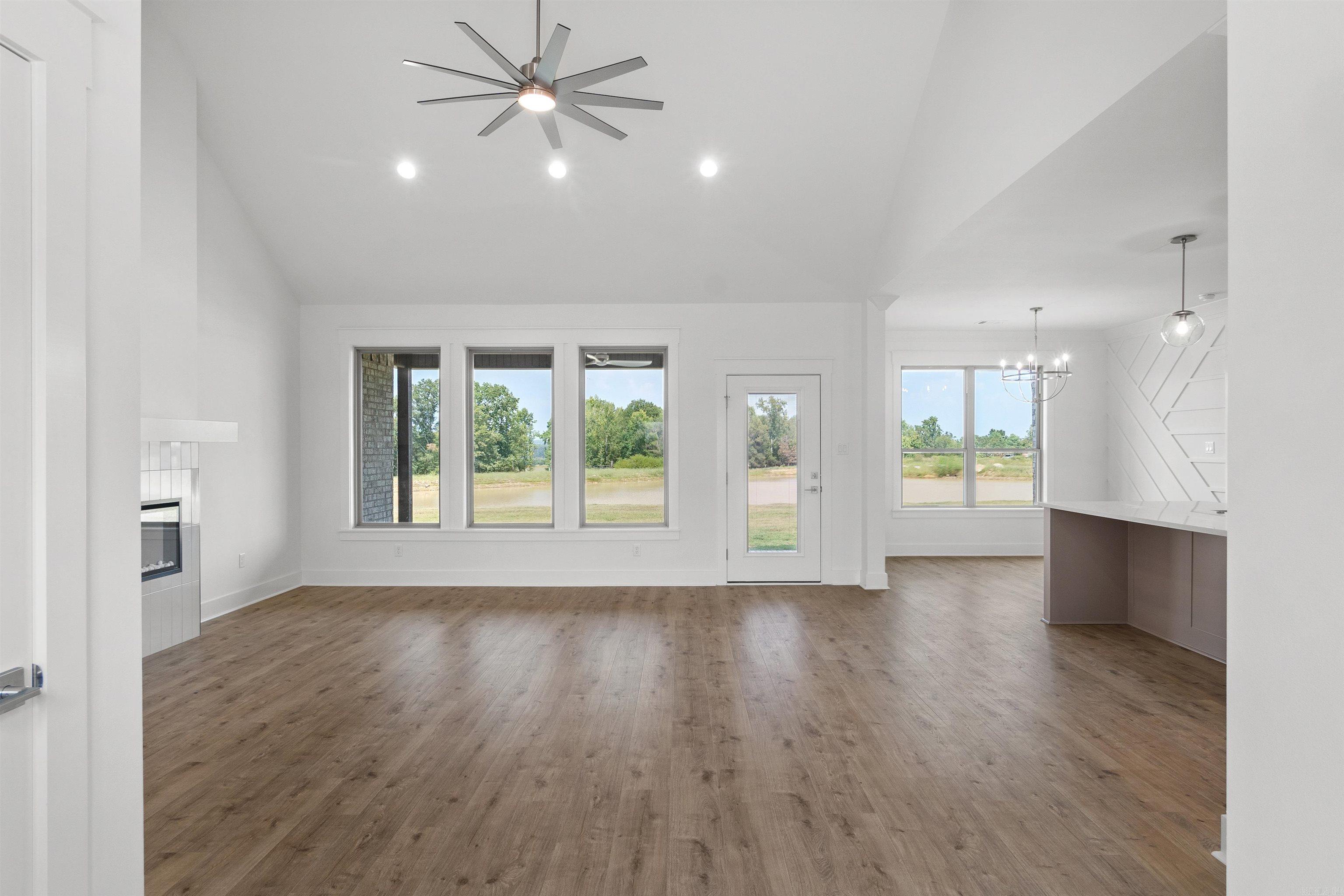 HIDDEN VALLEY ESTATES - Residential