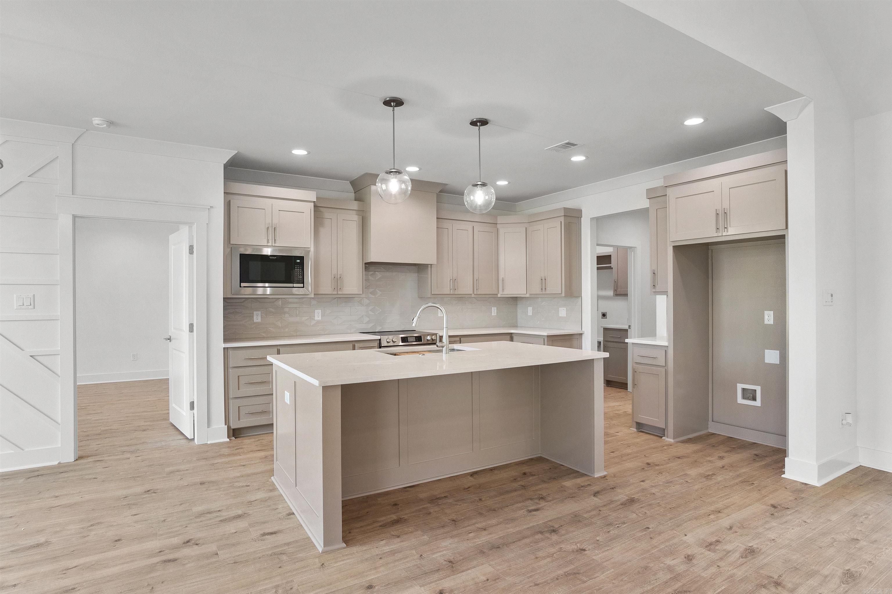 HIDDEN VALLEY ESTATES - Residential