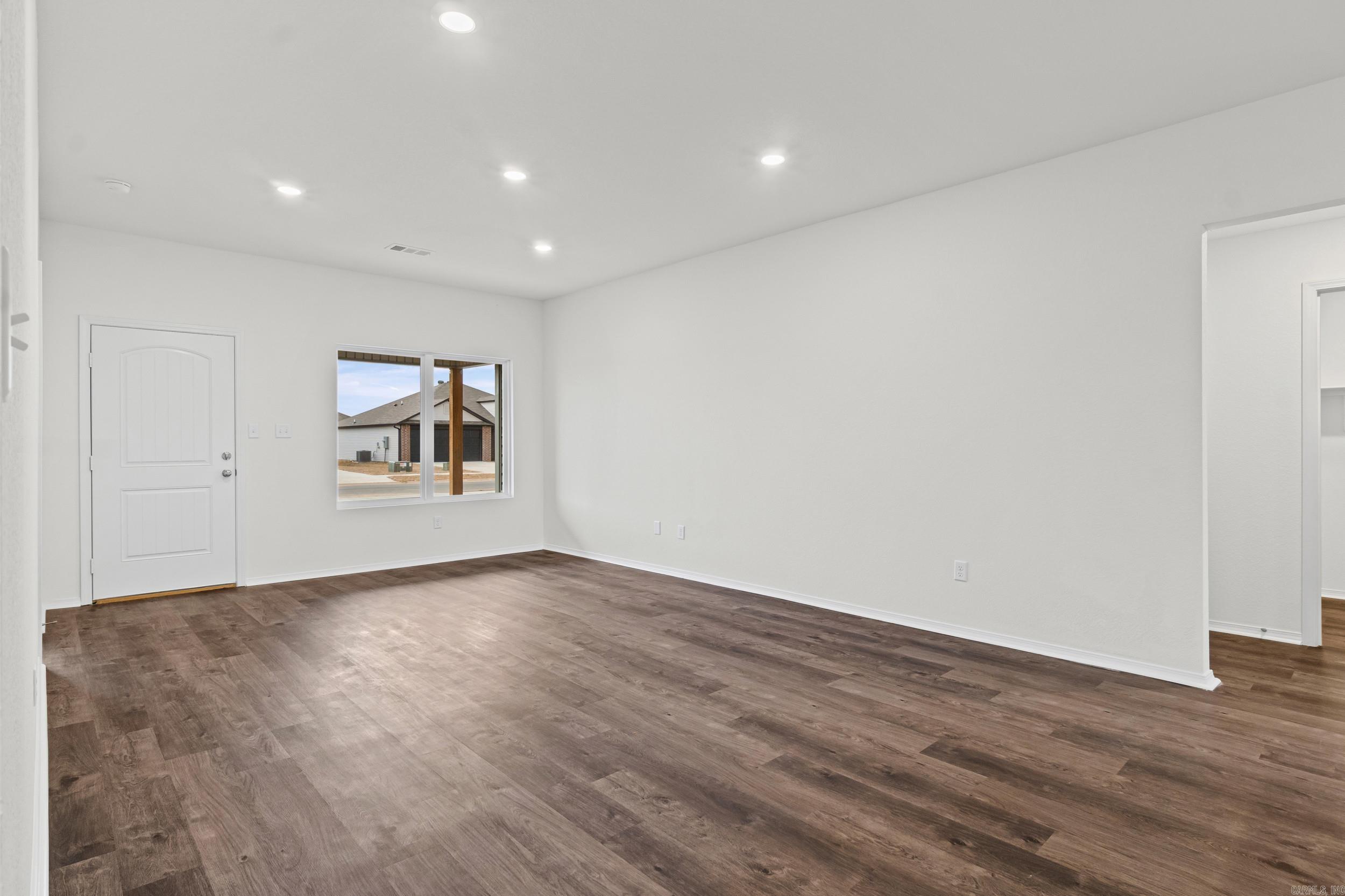 HILL FARM - Residential