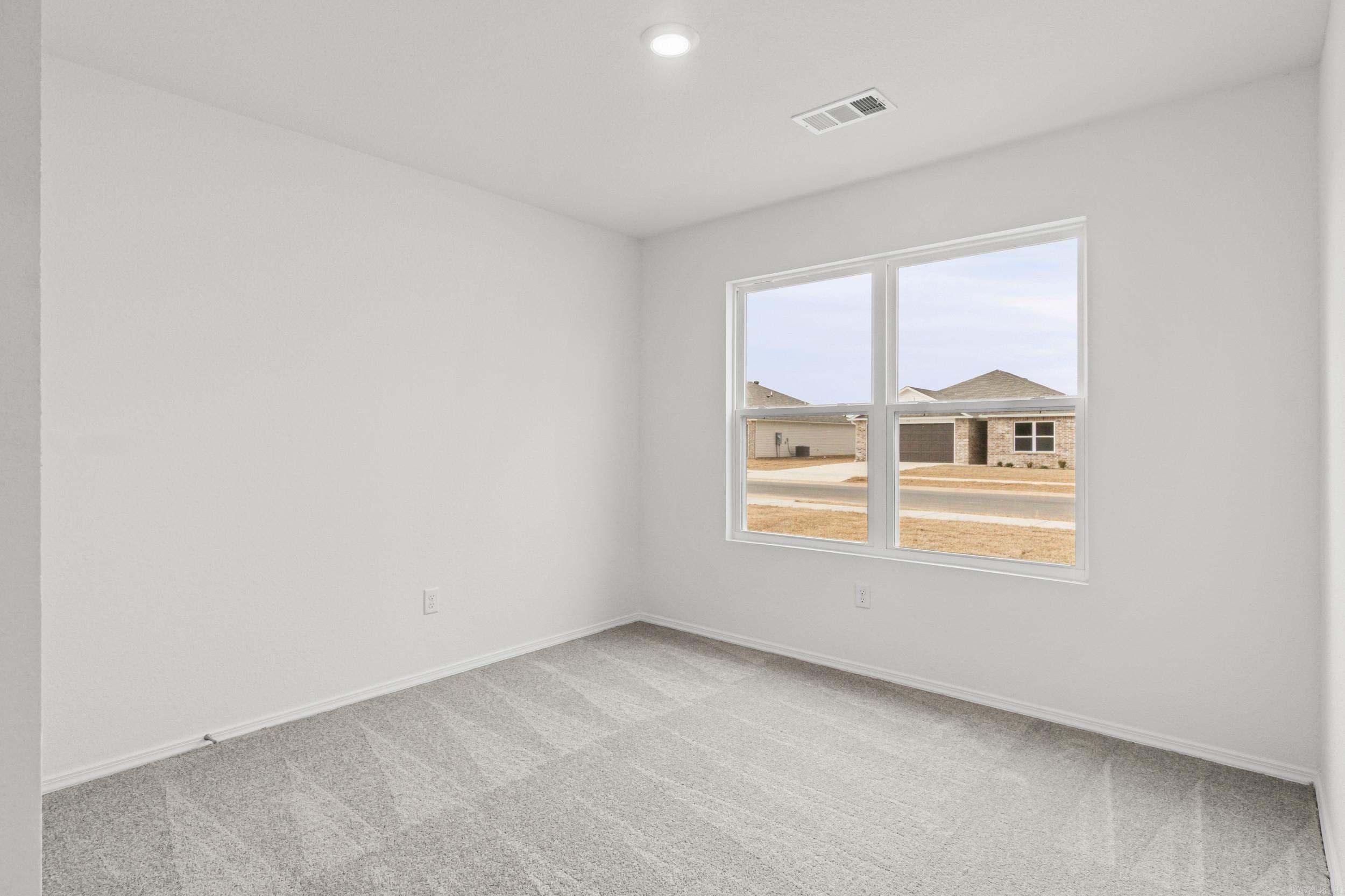 HILL FARM - Residential