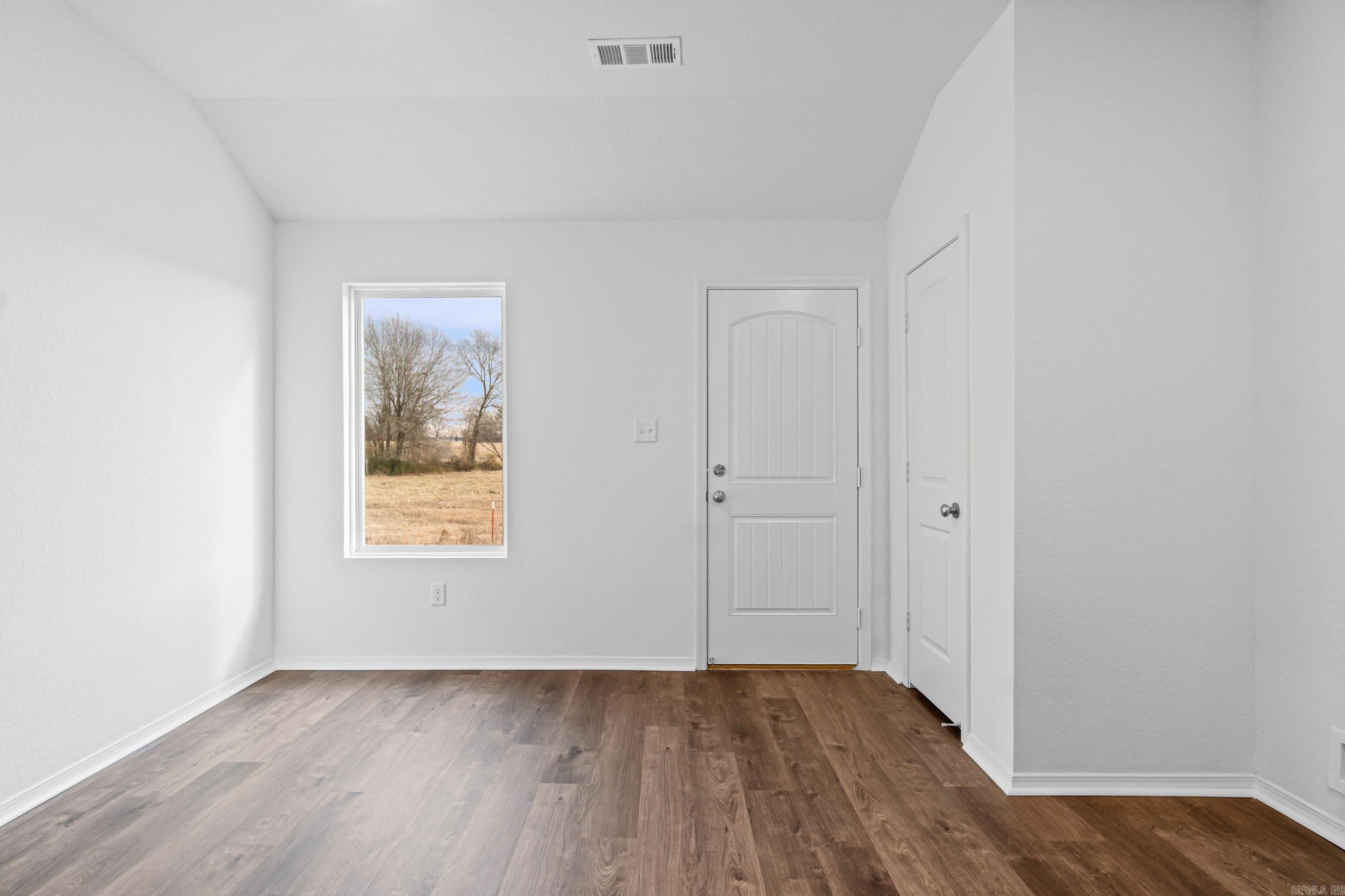 HILL FARM - Residential