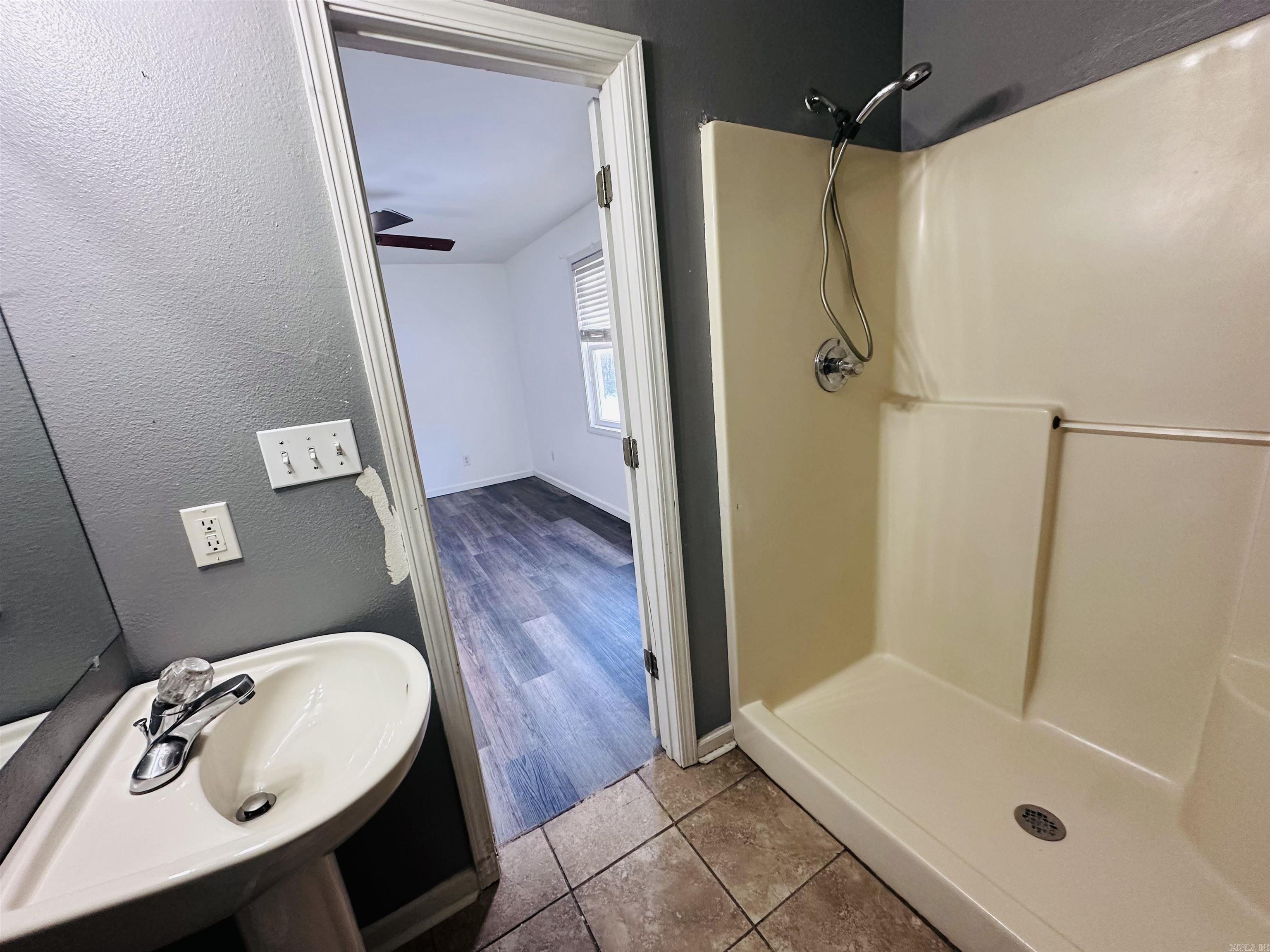 Edgemont - Residential Lease