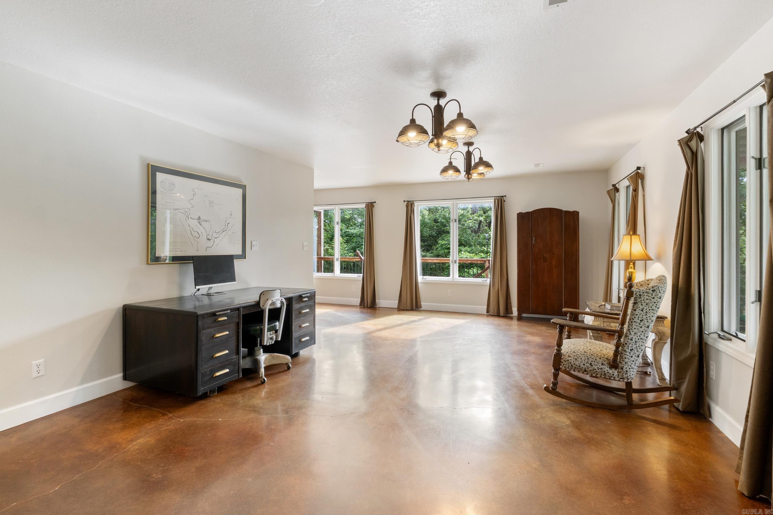 CENTER RIDGE - Residential