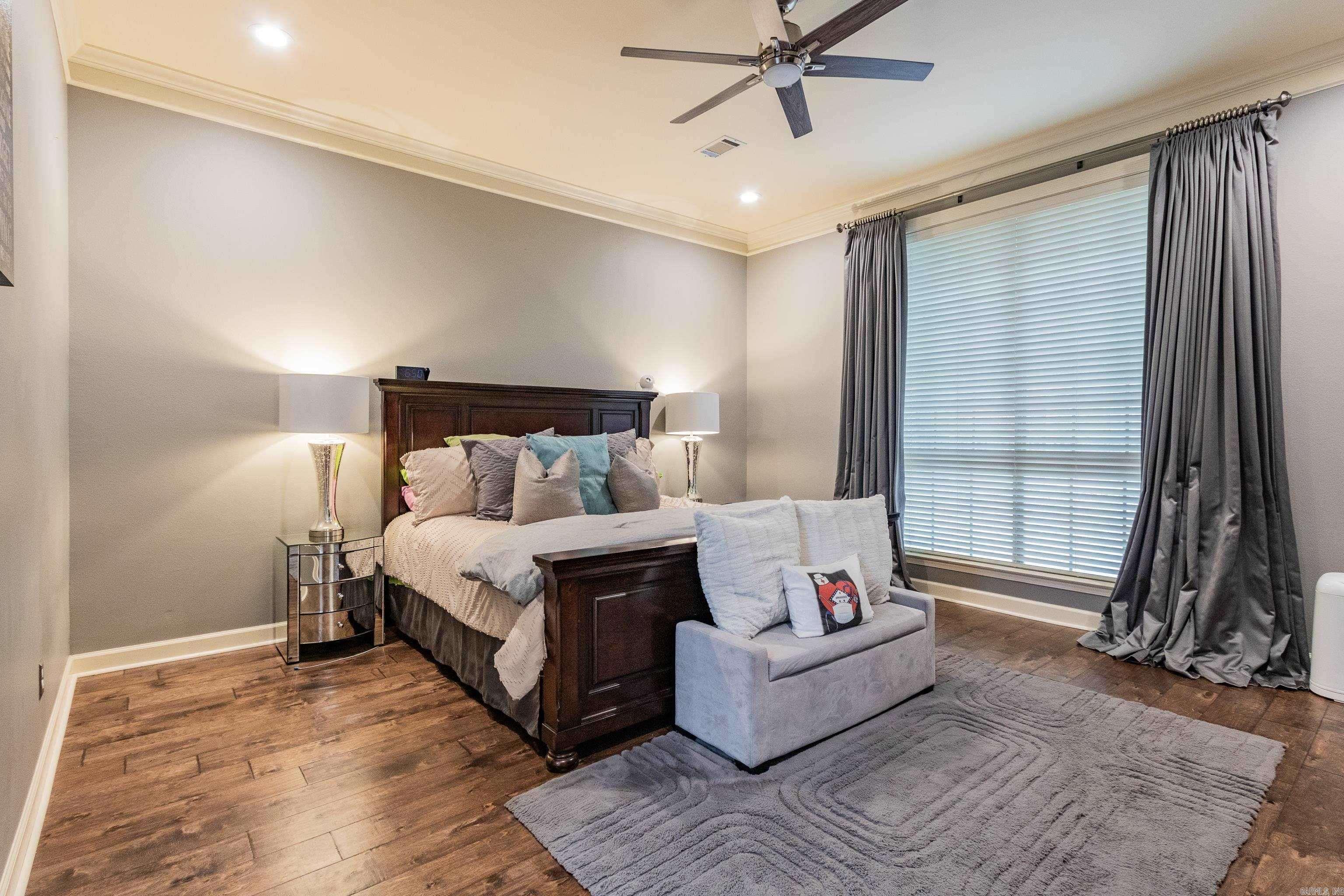 WOODLANDS EDGE - Residential