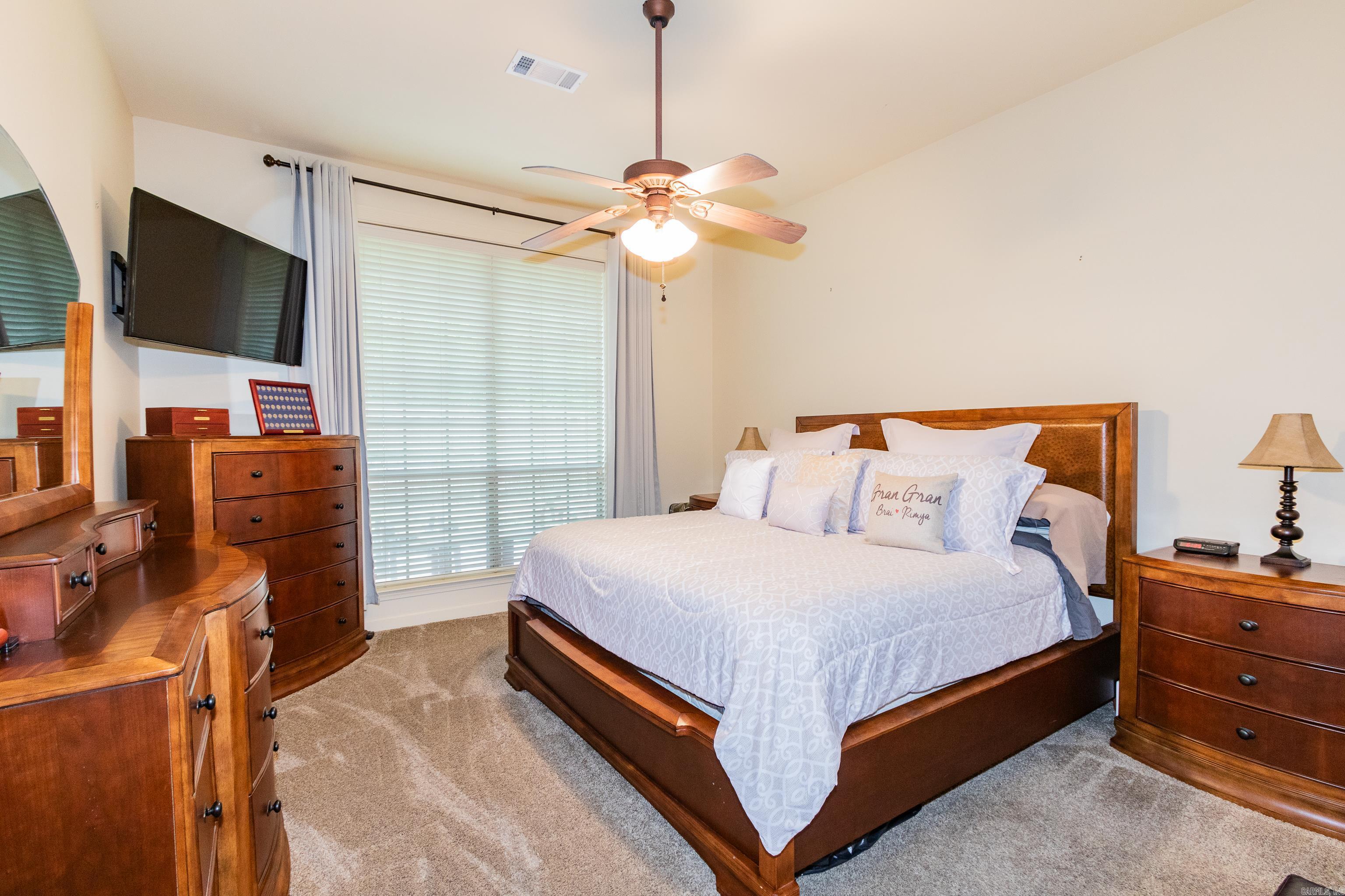 WOODLANDS EDGE - Residential