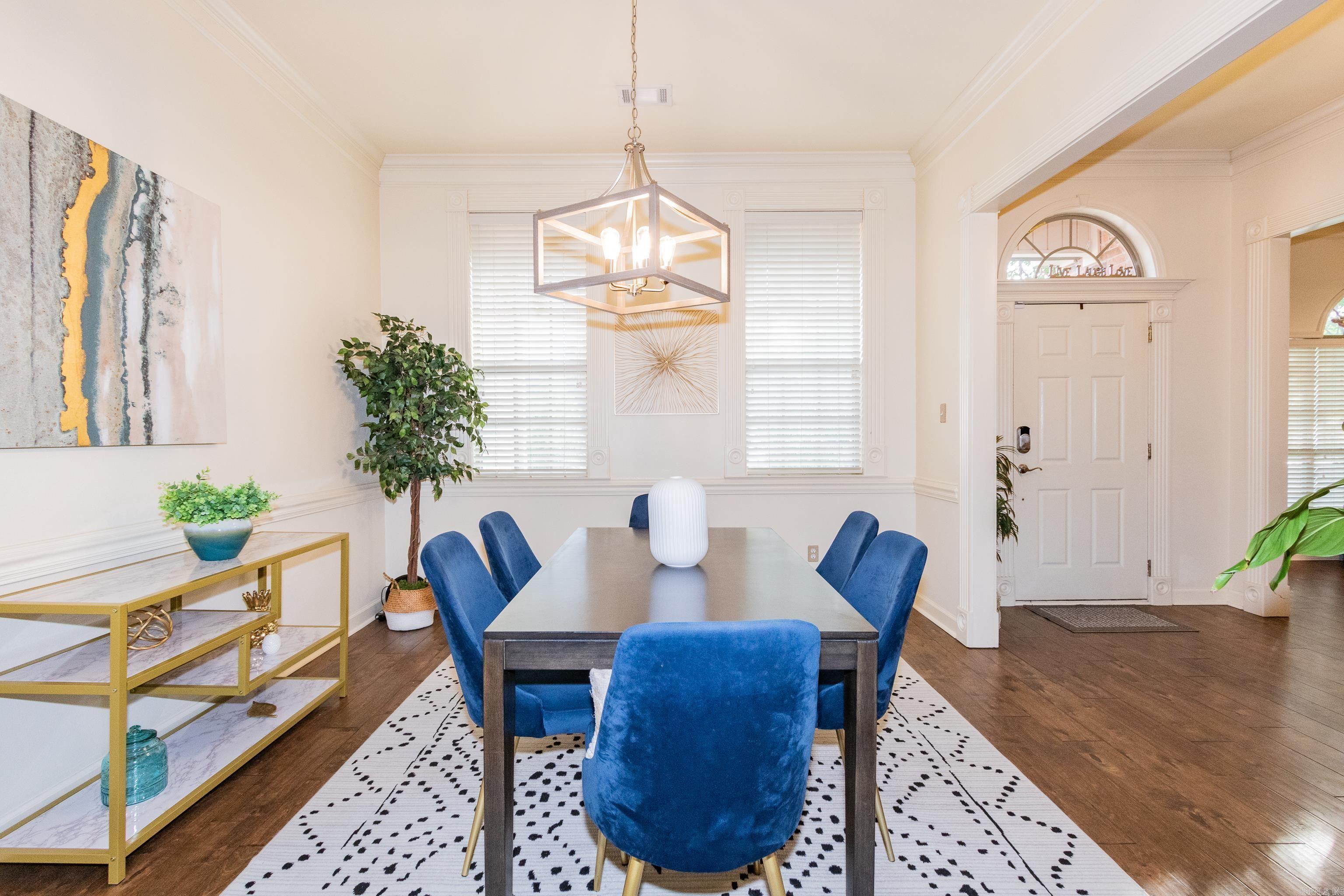 WOODLANDS EDGE - Residential