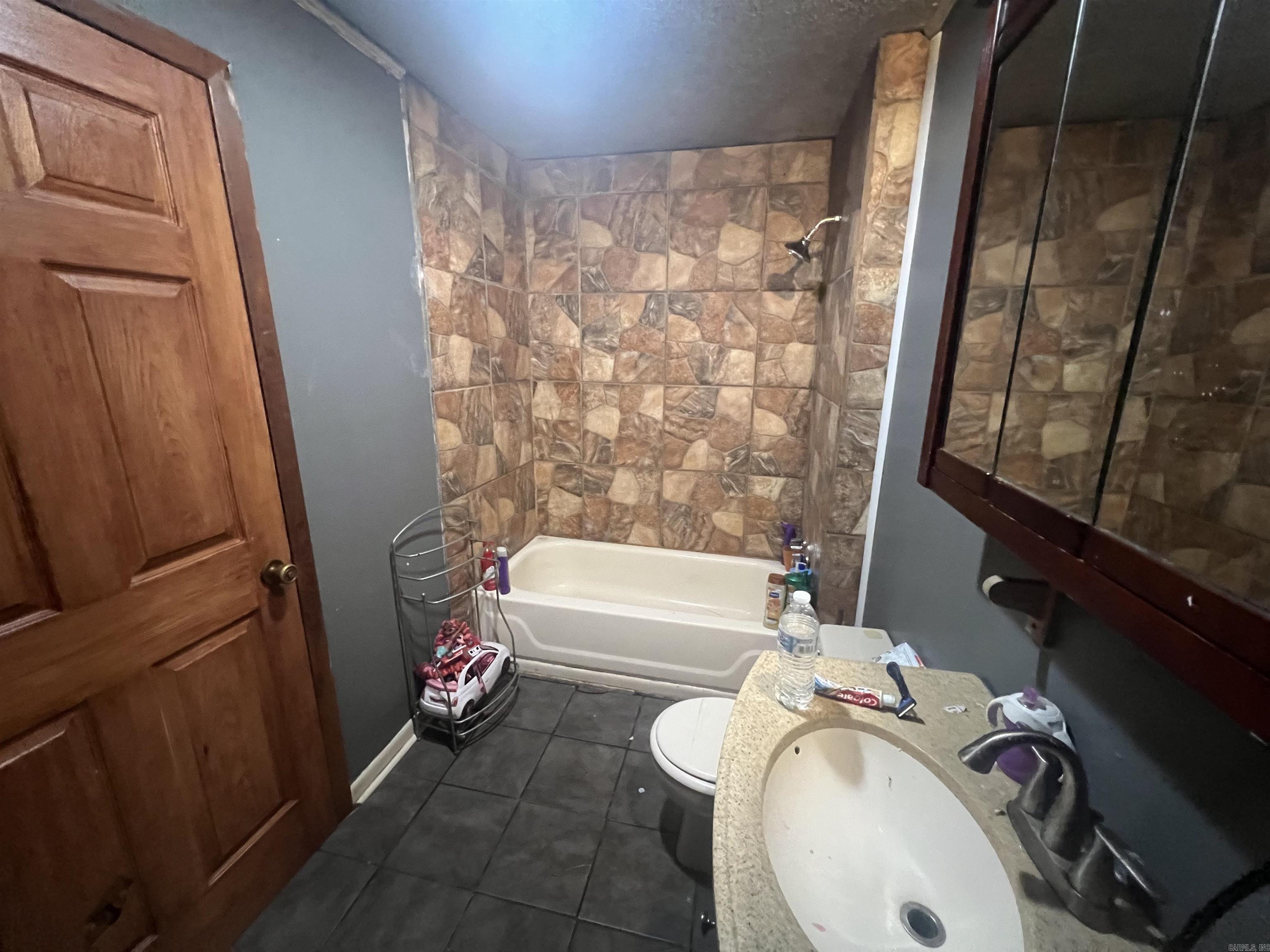 HILLCREST ADDITION - Residential