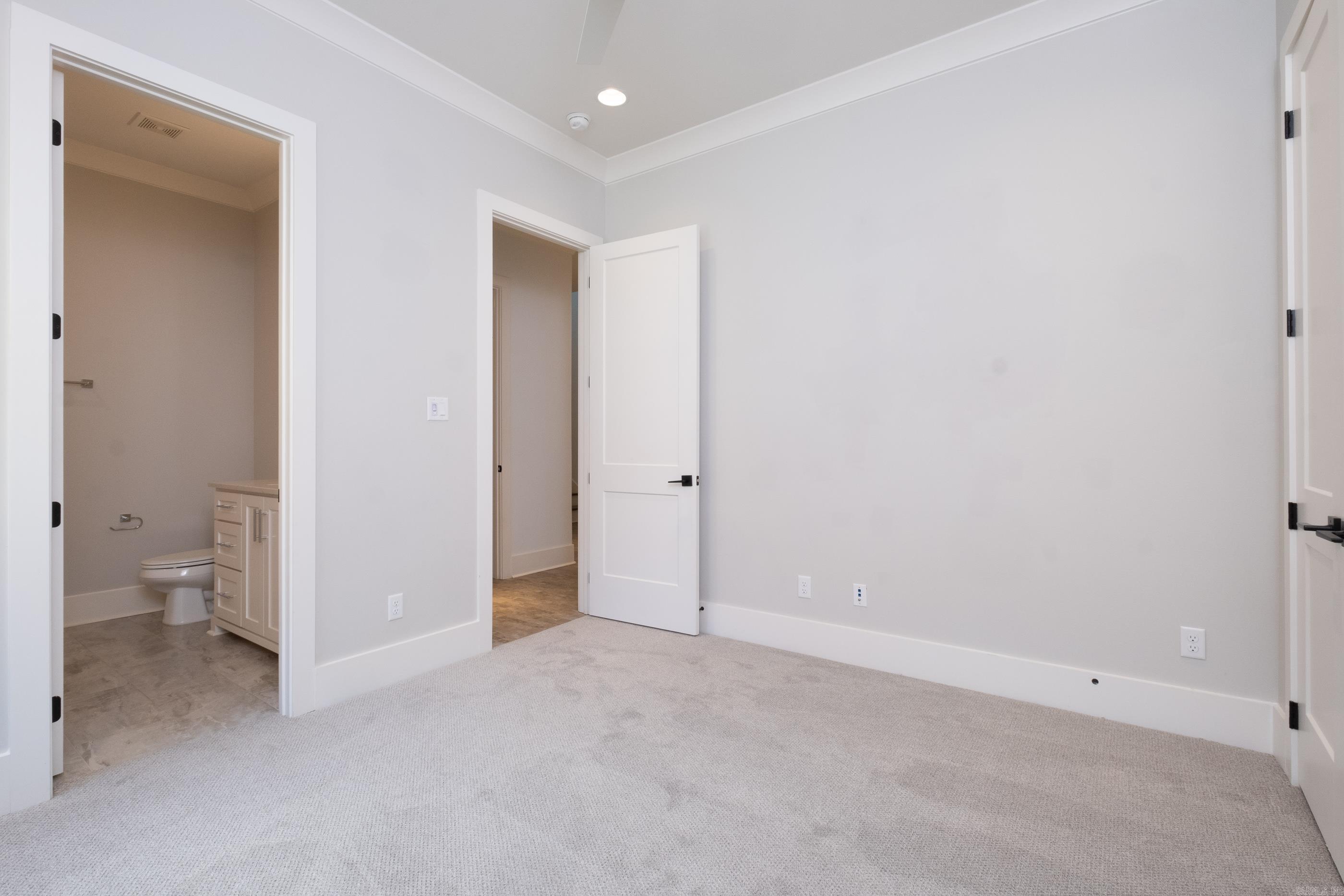 CHENAL VALLEY DEAUVILLE PLACE - Residential