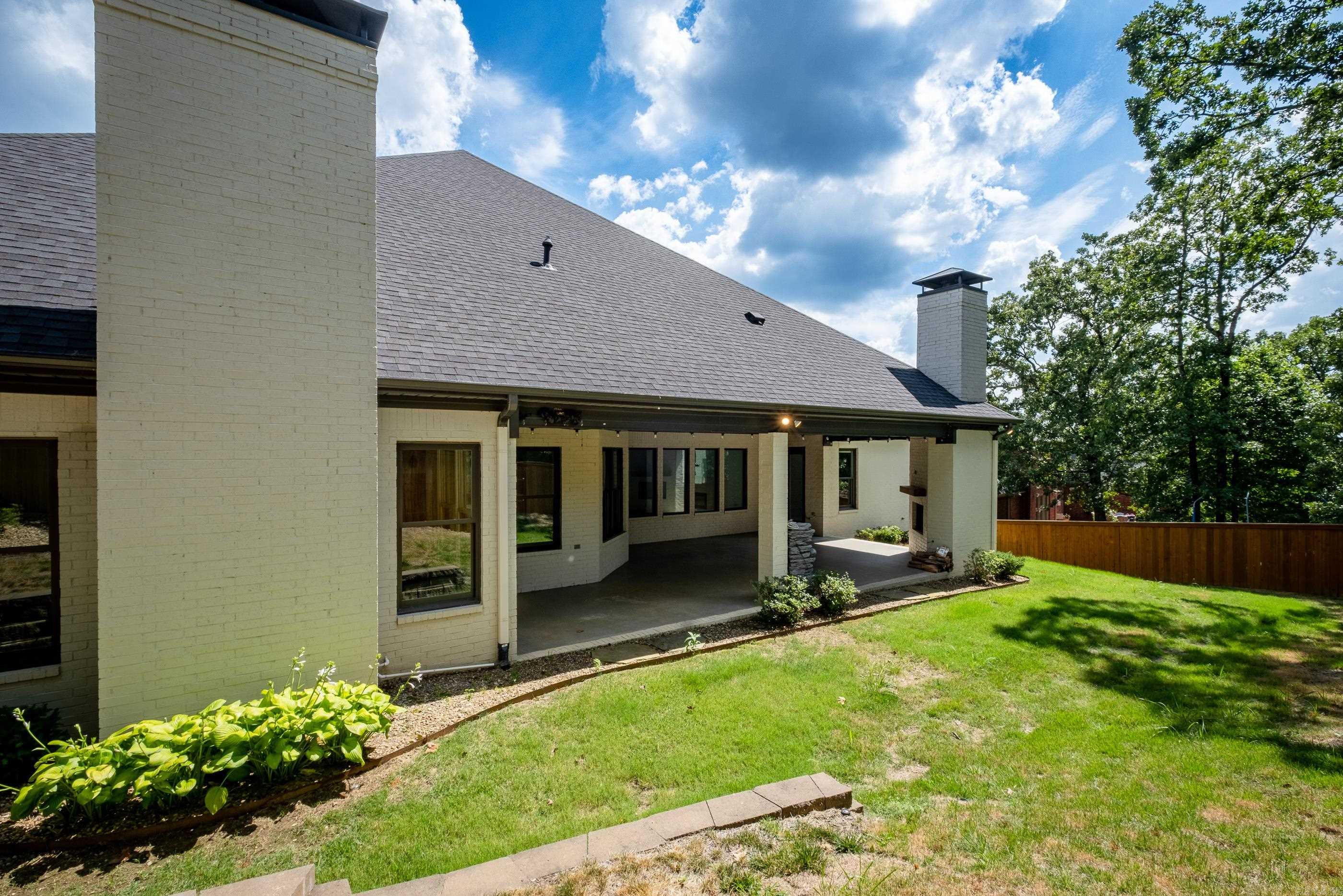 CHENAL VALLEY DEAUVILLE PLACE - Residential