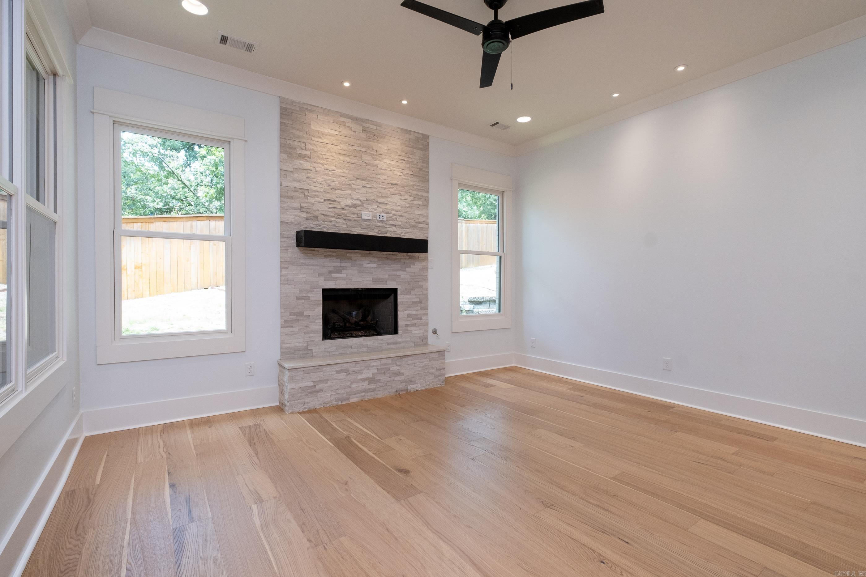 CHENAL VALLEY DEAUVILLE PLACE - Residential