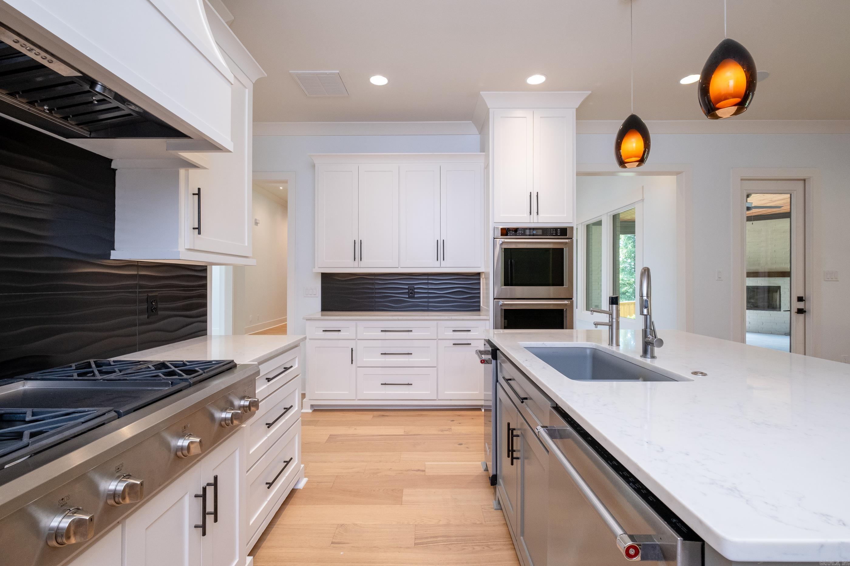 CHENAL VALLEY DEAUVILLE PLACE - Residential