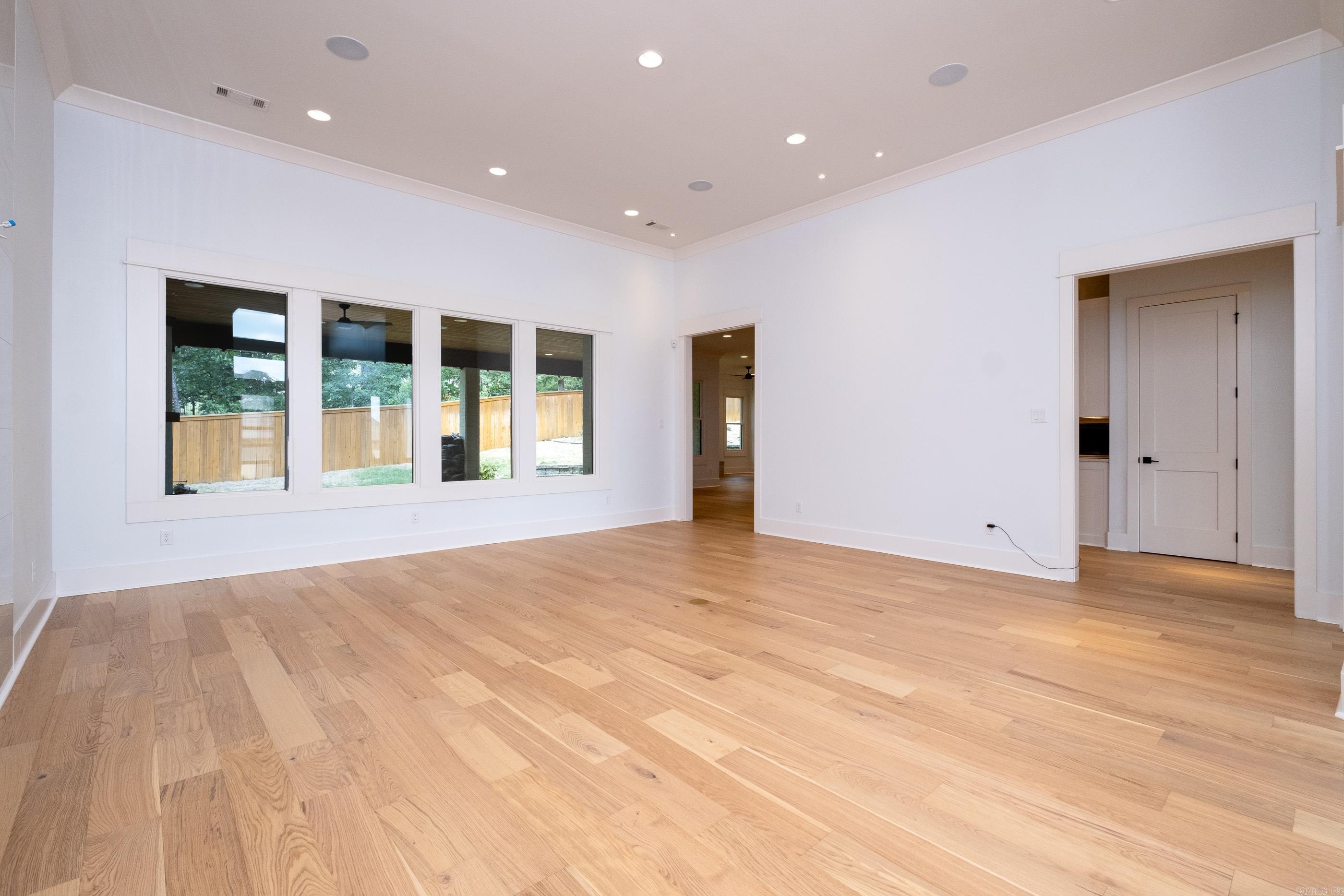 CHENAL VALLEY DEAUVILLE PLACE - Residential