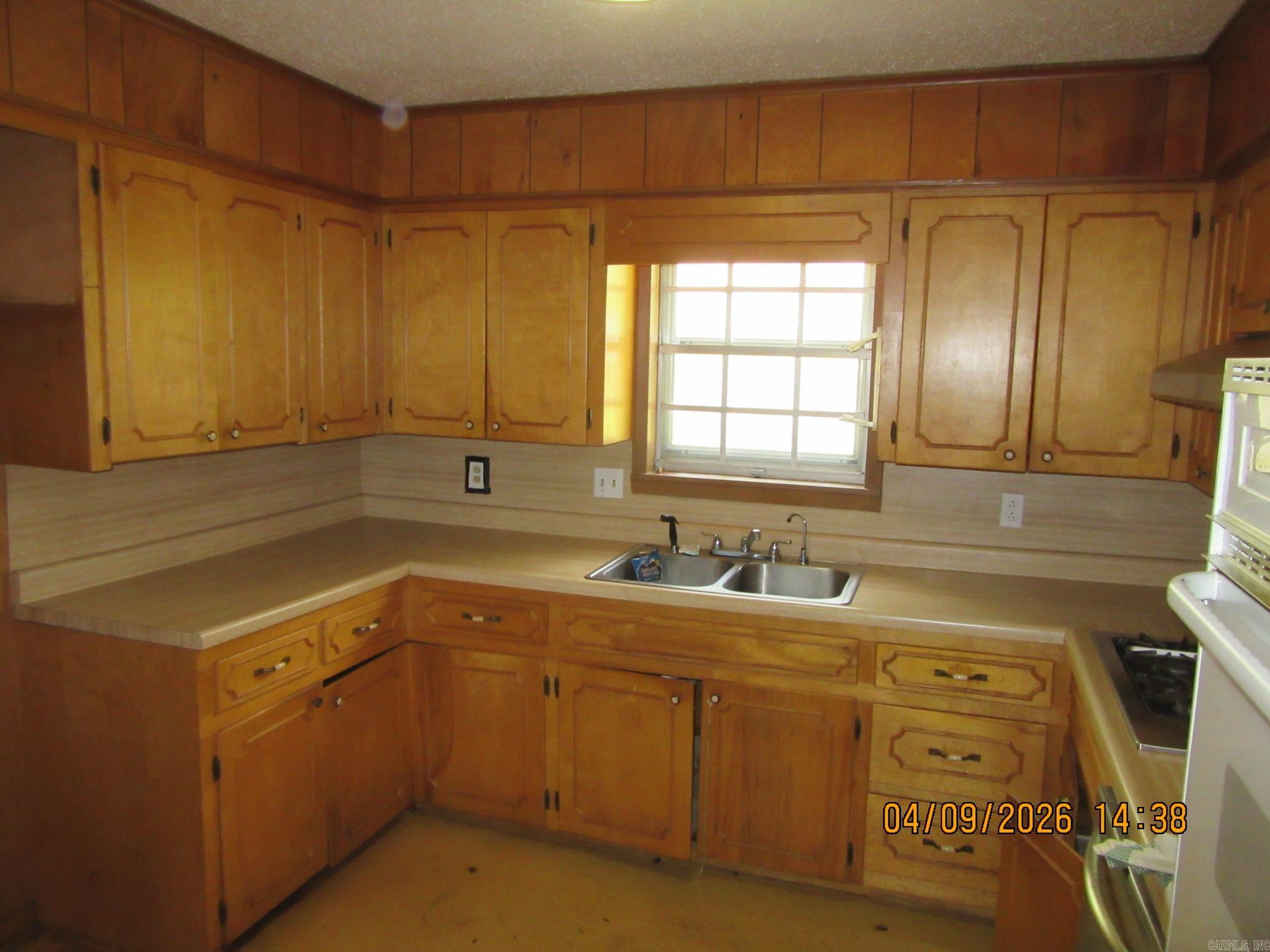 JO Dickey - Residential