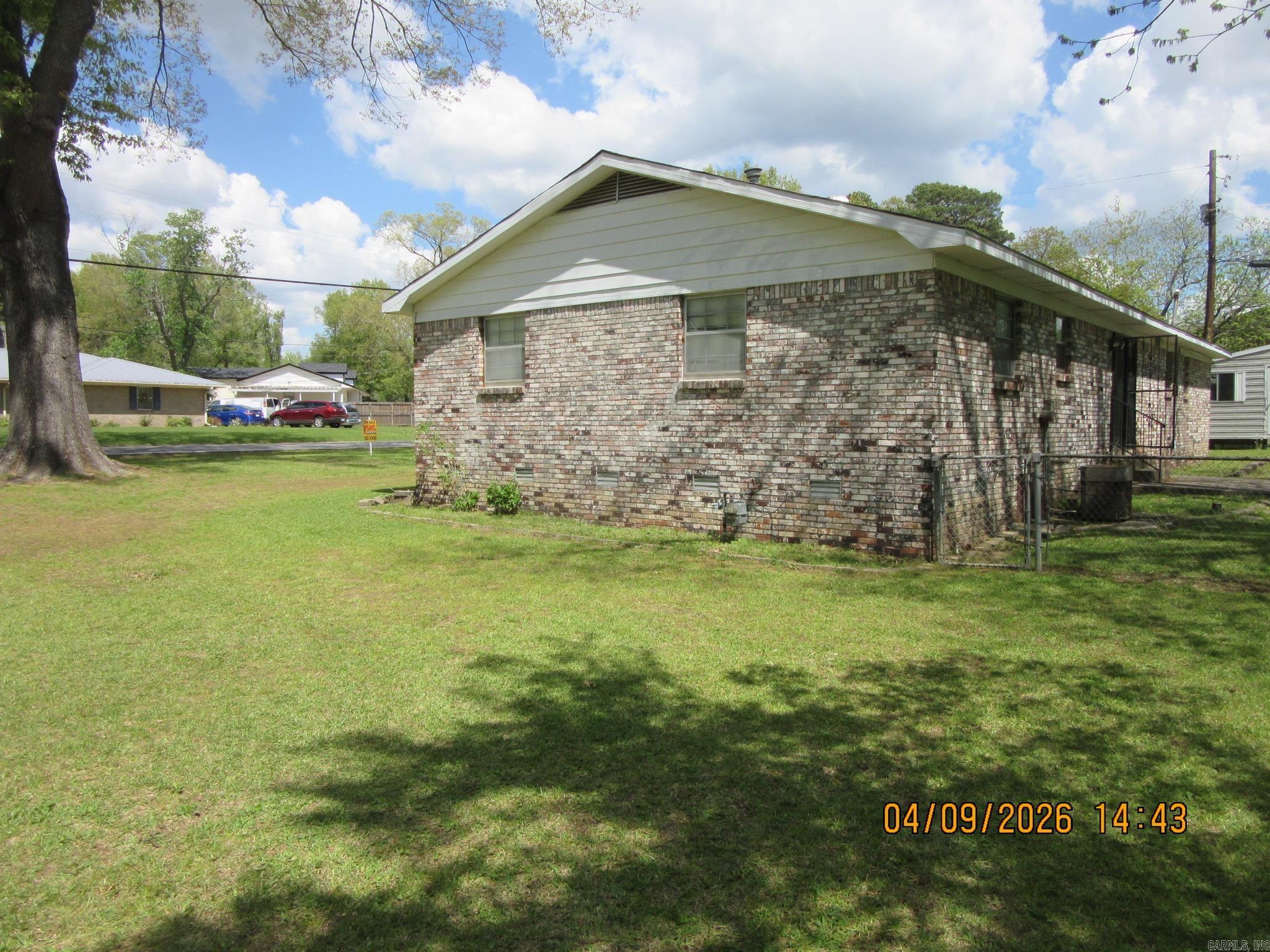 JO Dickey - Residential