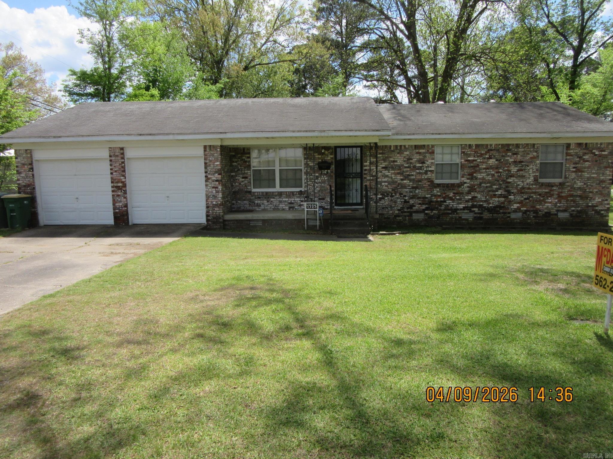 JO Dickey - Residential