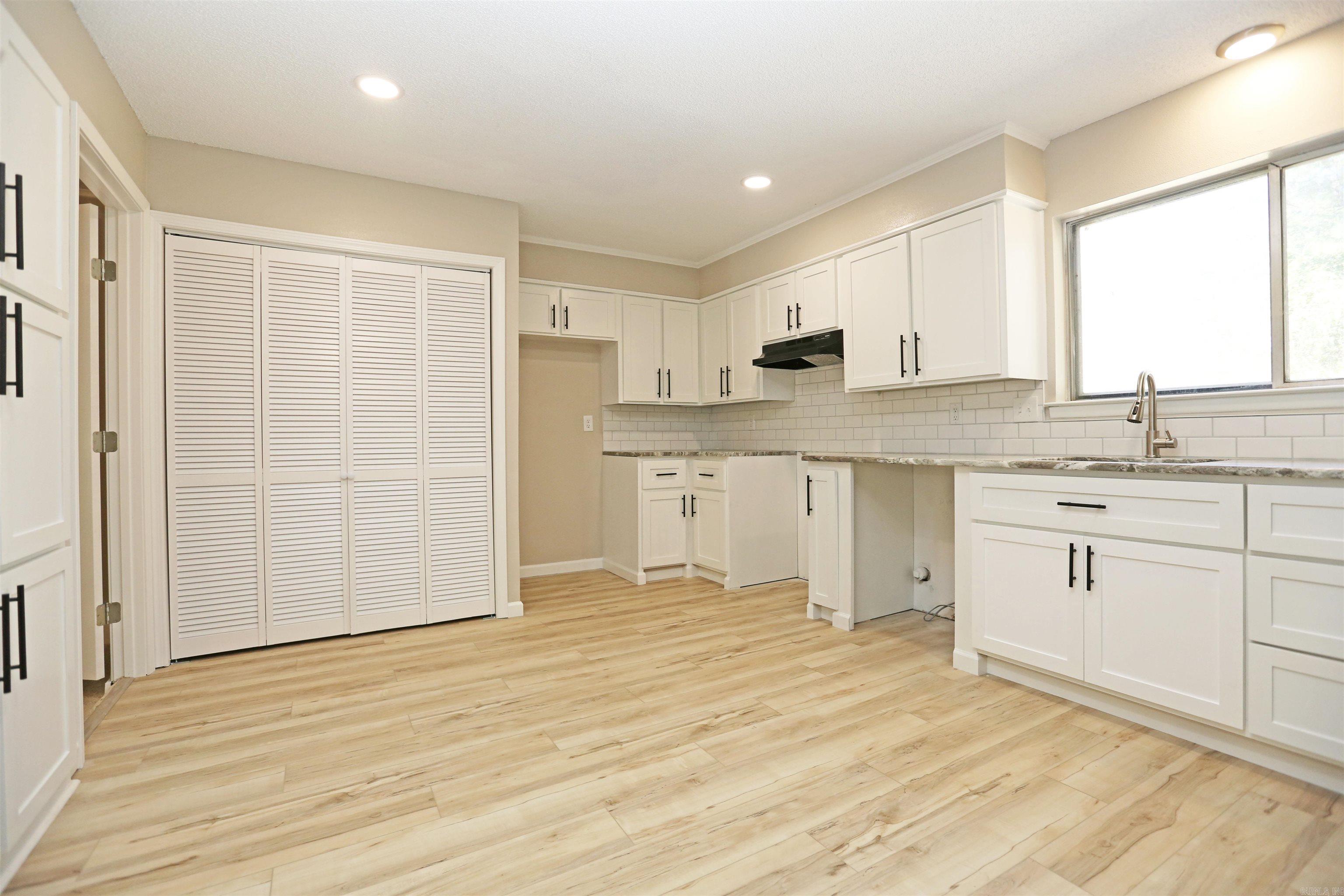 BROADMOOR NORTH - Residential