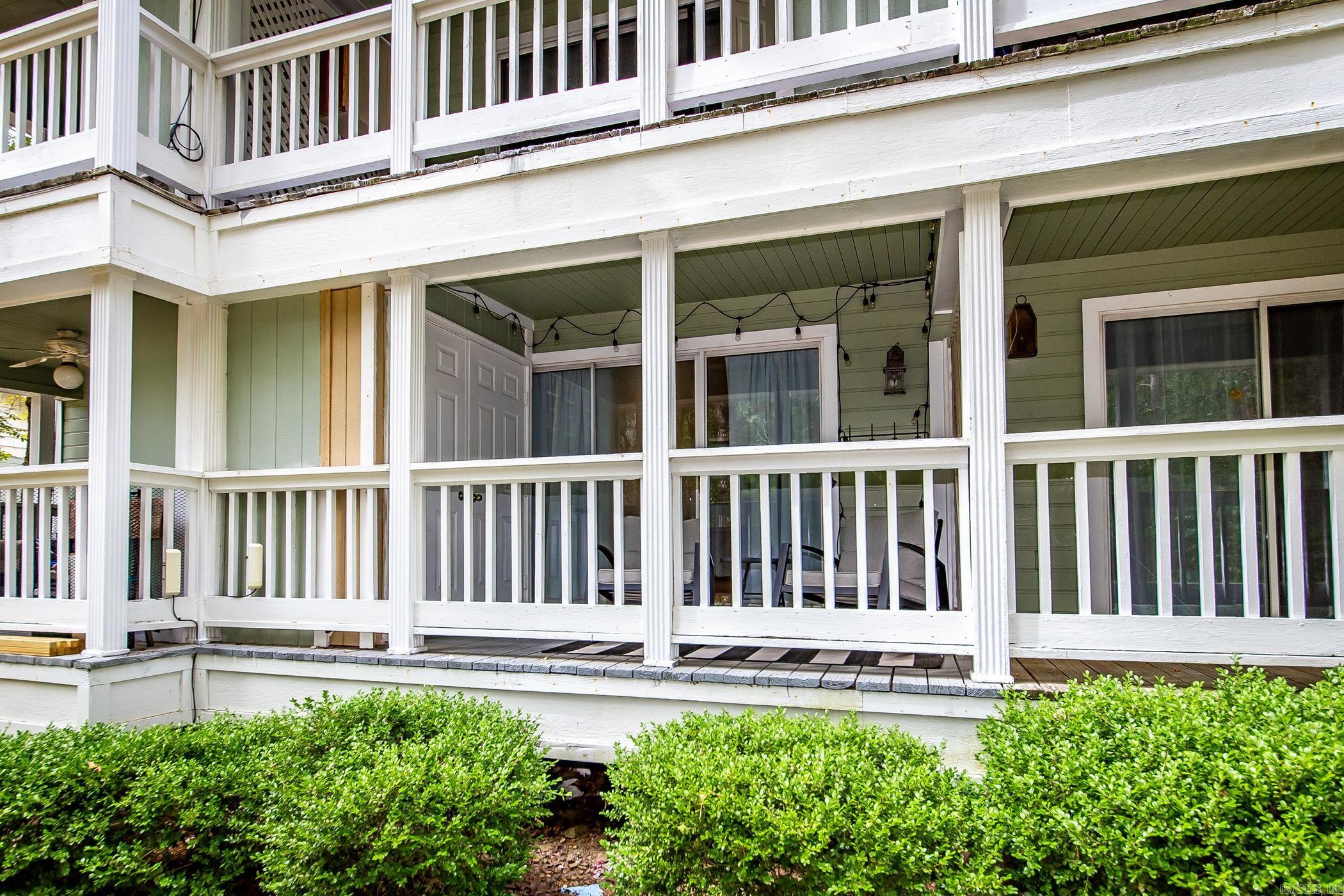 SUMMERHILL PLACE CONDOS - Residential
