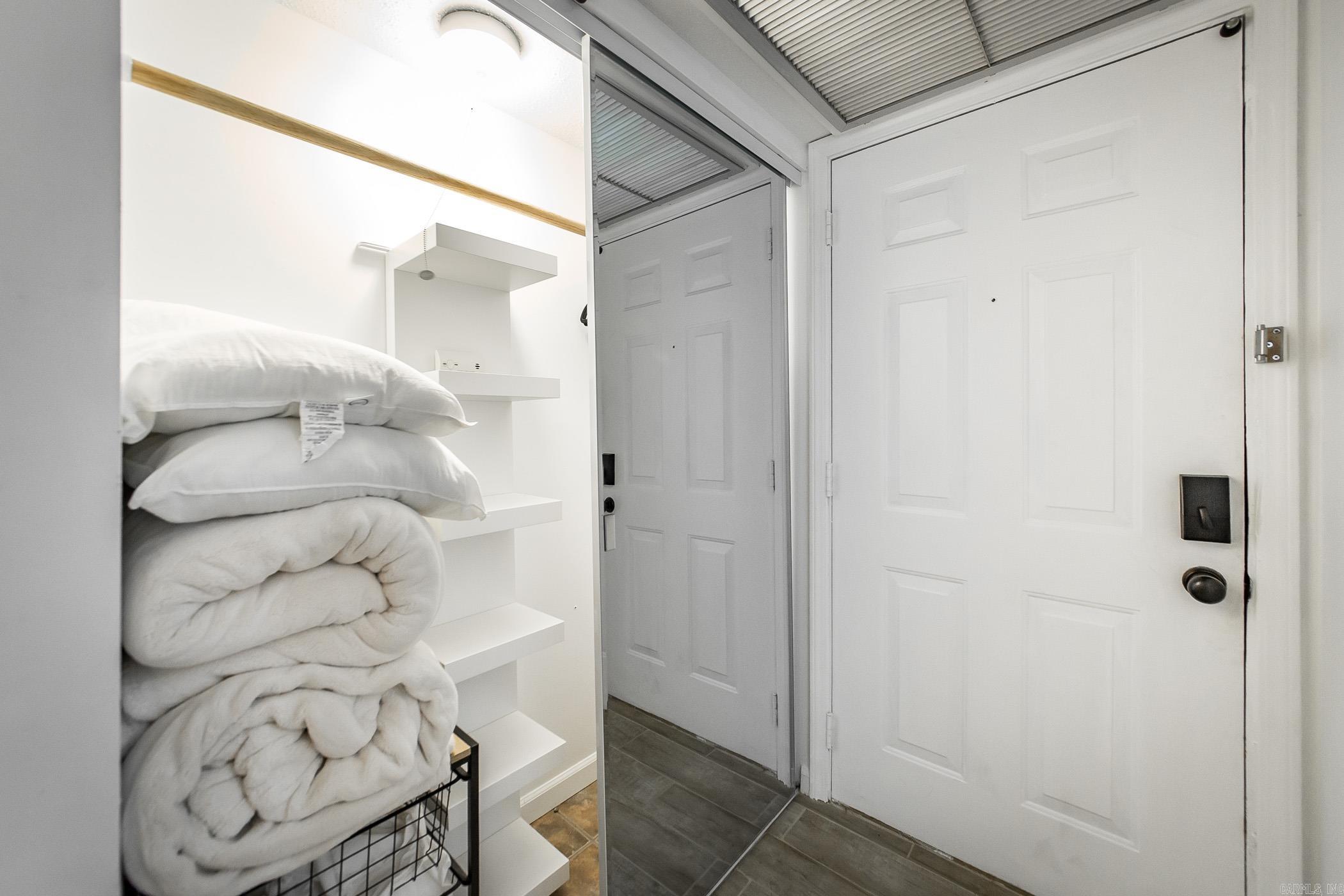 SUMMERHILL PLACE CONDOS - Residential
