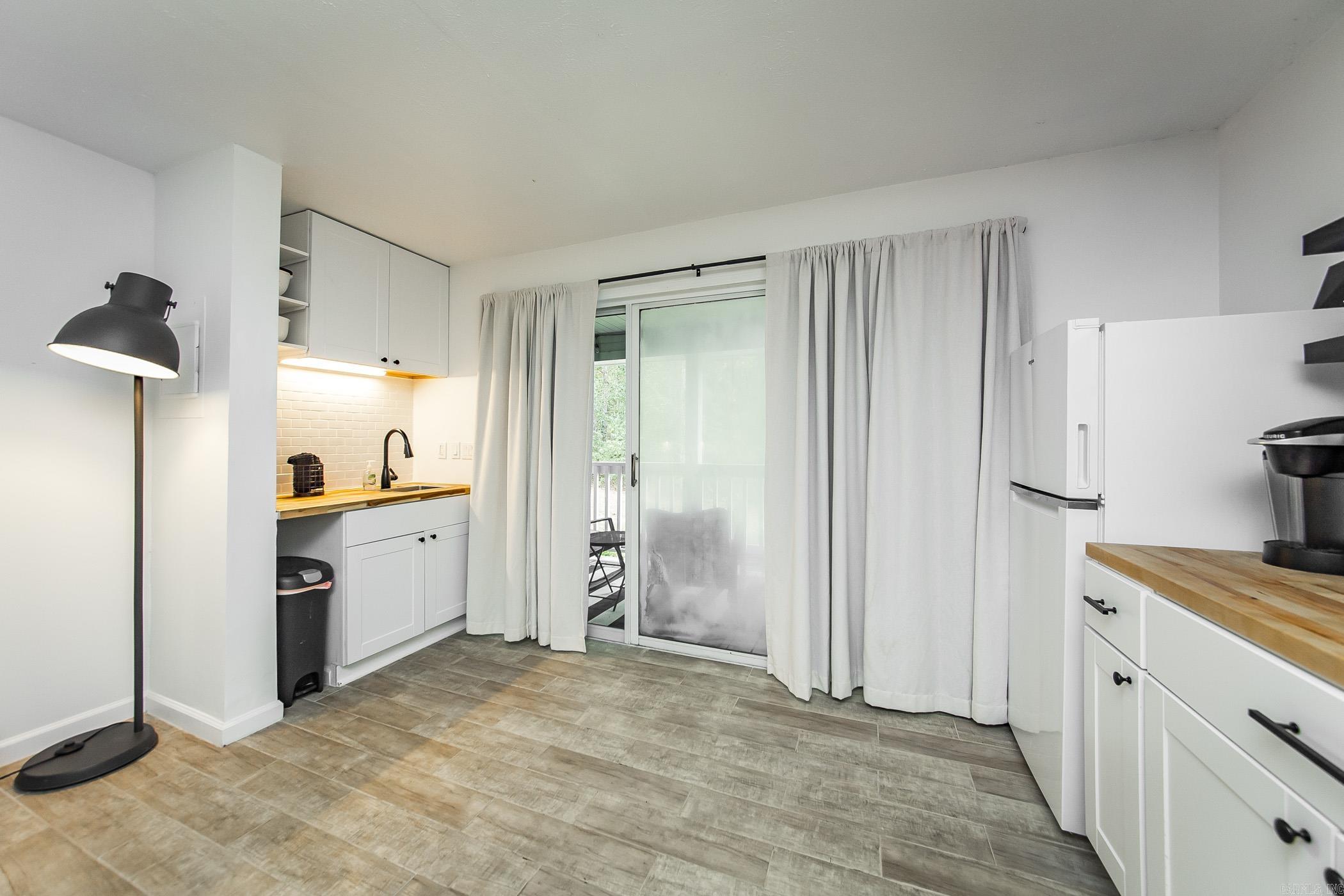 SUMMERHILL PLACE CONDOS - Residential
