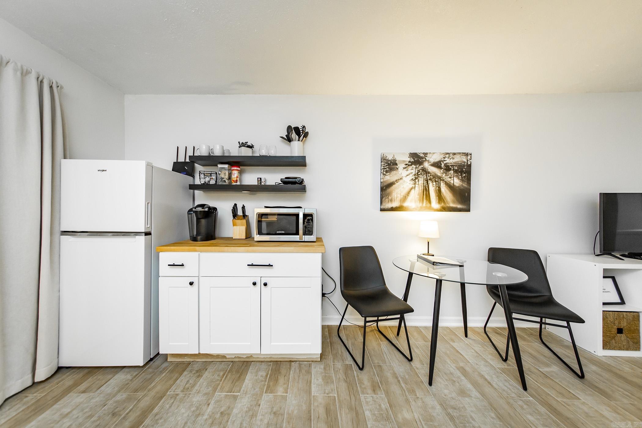 SUMMERHILL PLACE CONDOS - Residential